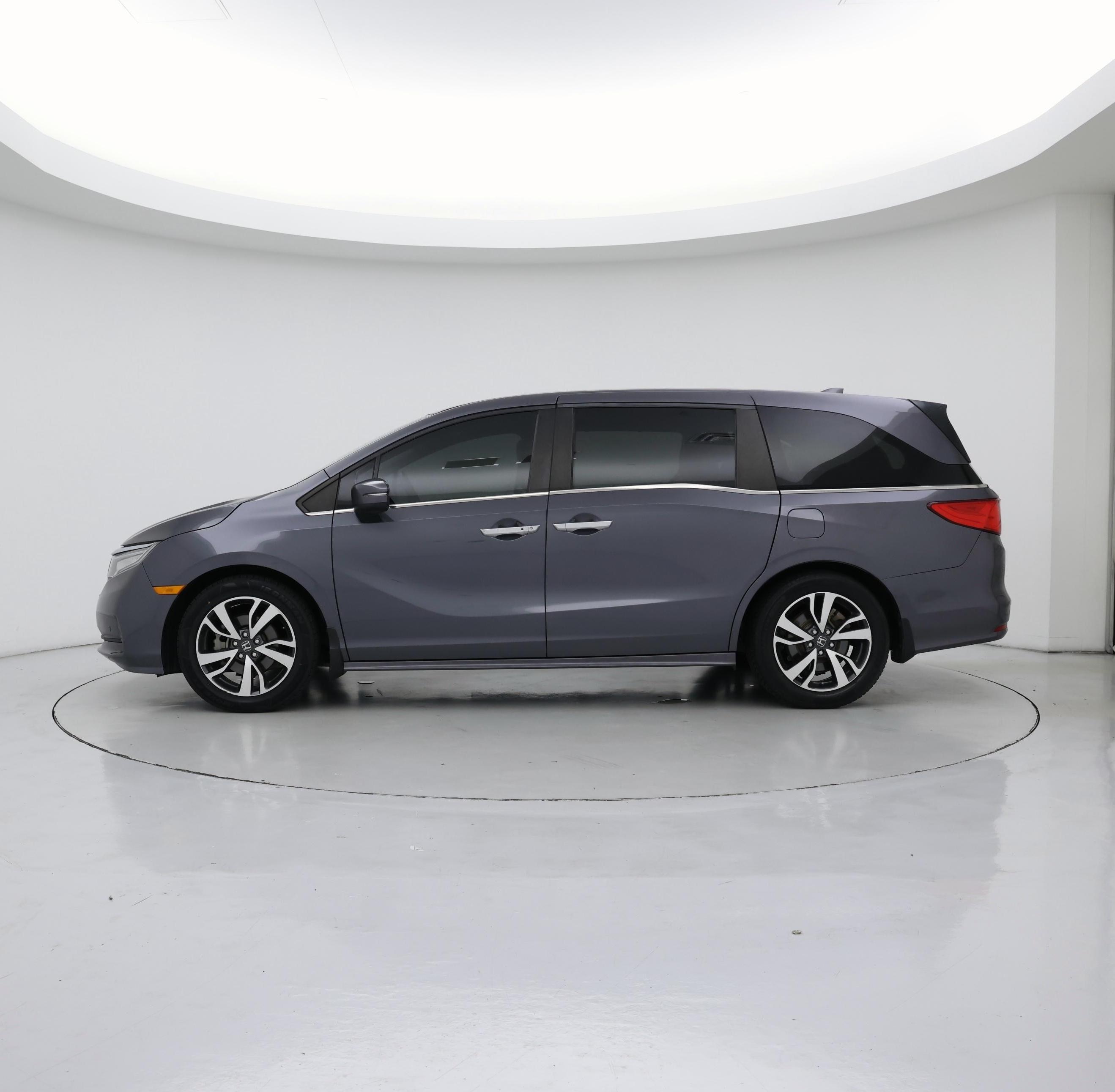 Thumbnail: 2021 Honda Odyssey - 3