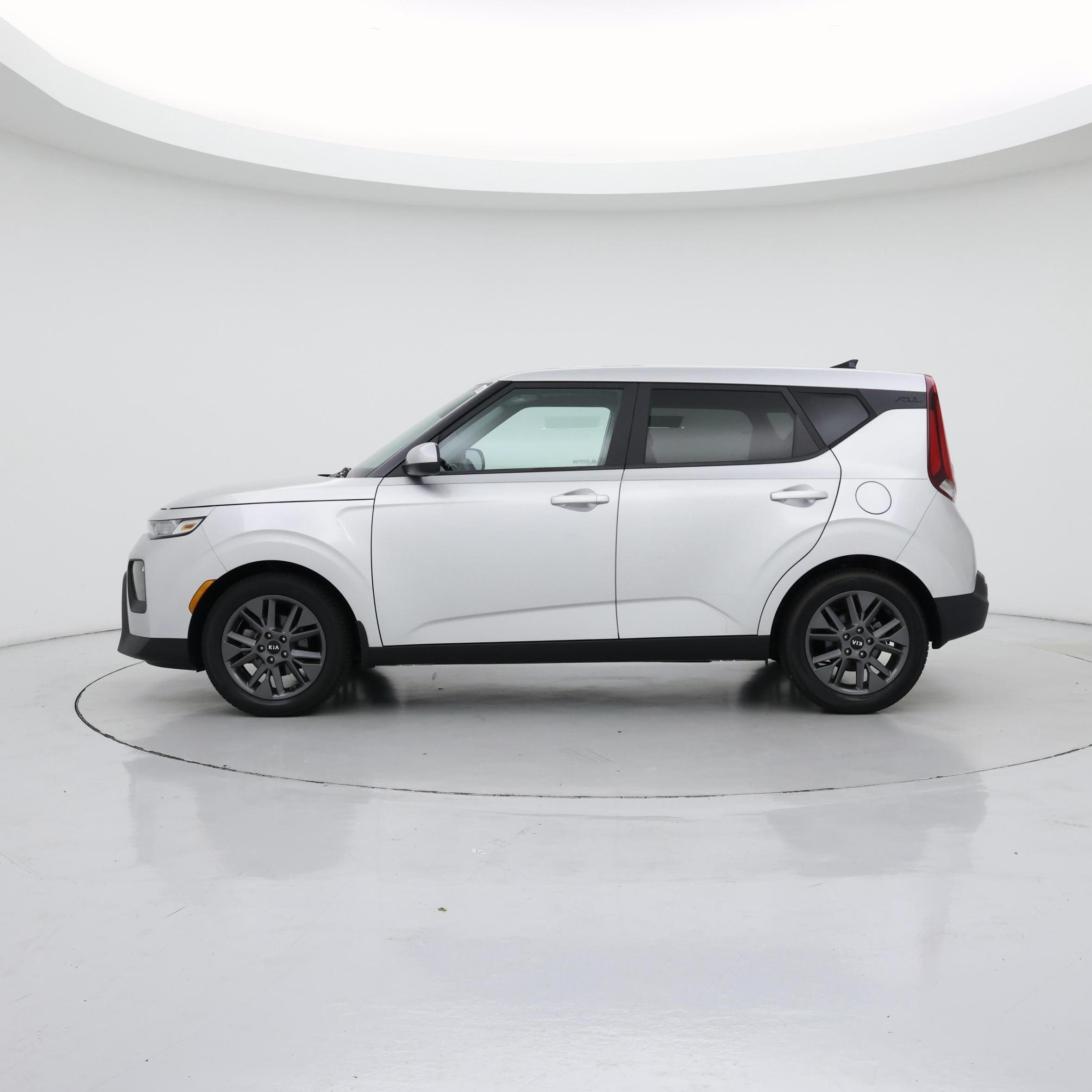 Thumbnail: 2021 Kia Soul - 3