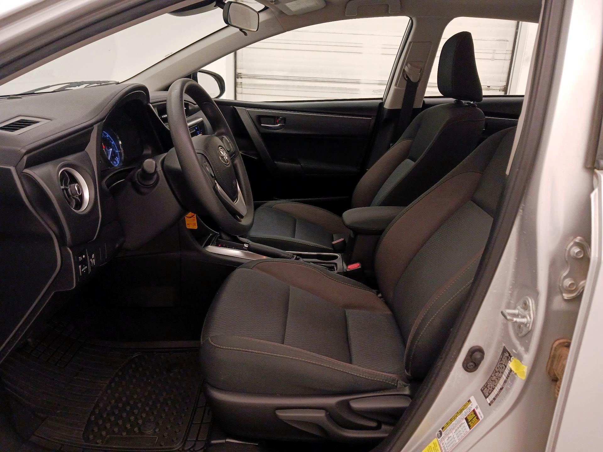 Thumbnail: 2018 Toyota Corolla - 9