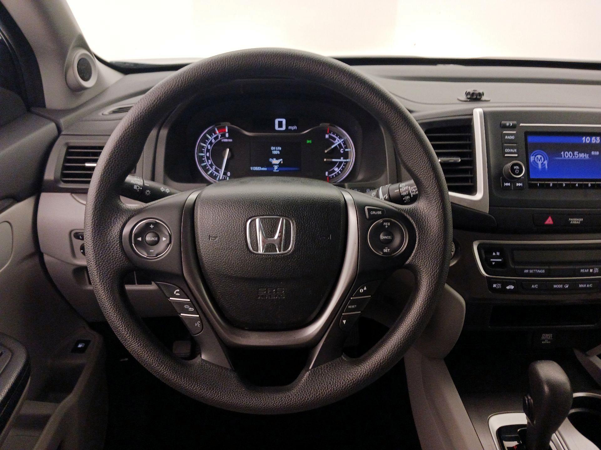Thumbnail: 2016 Honda Pilot - 10