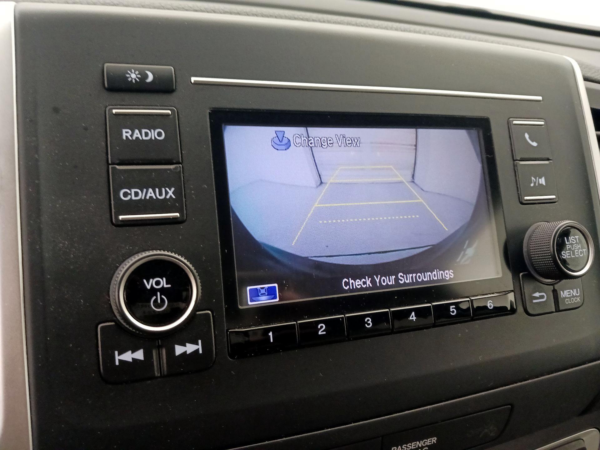 Thumbnail: 2016 Honda Pilot - 14
