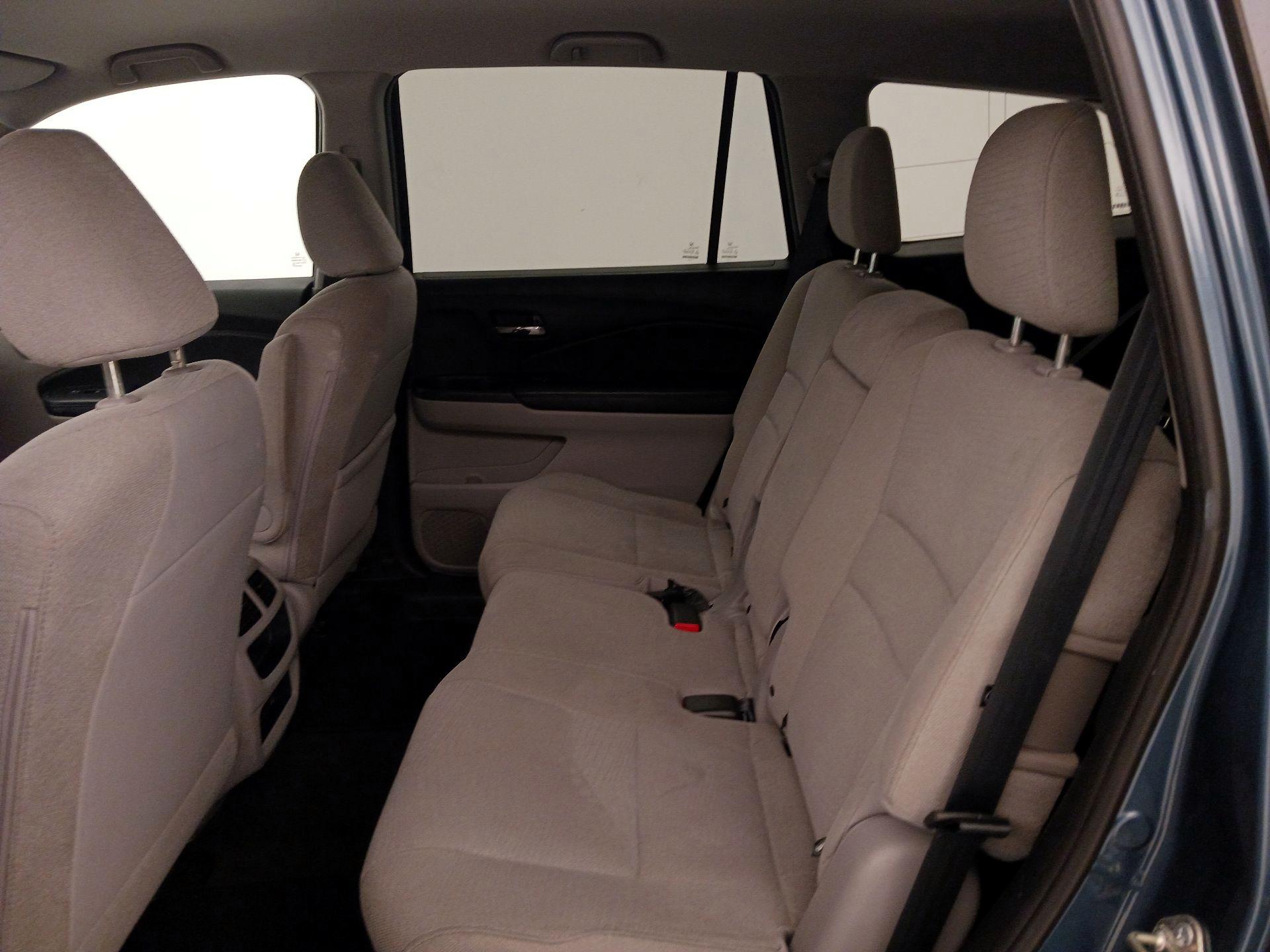Thumbnail: 2016 Honda Pilot - 19