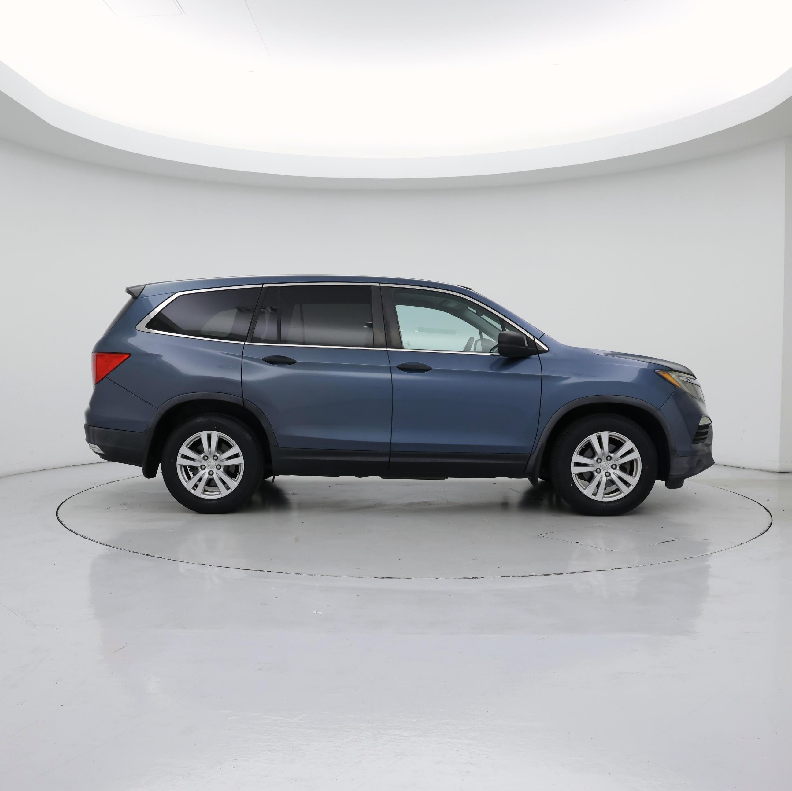 Thumbnail: 2016 Honda Pilot - 7