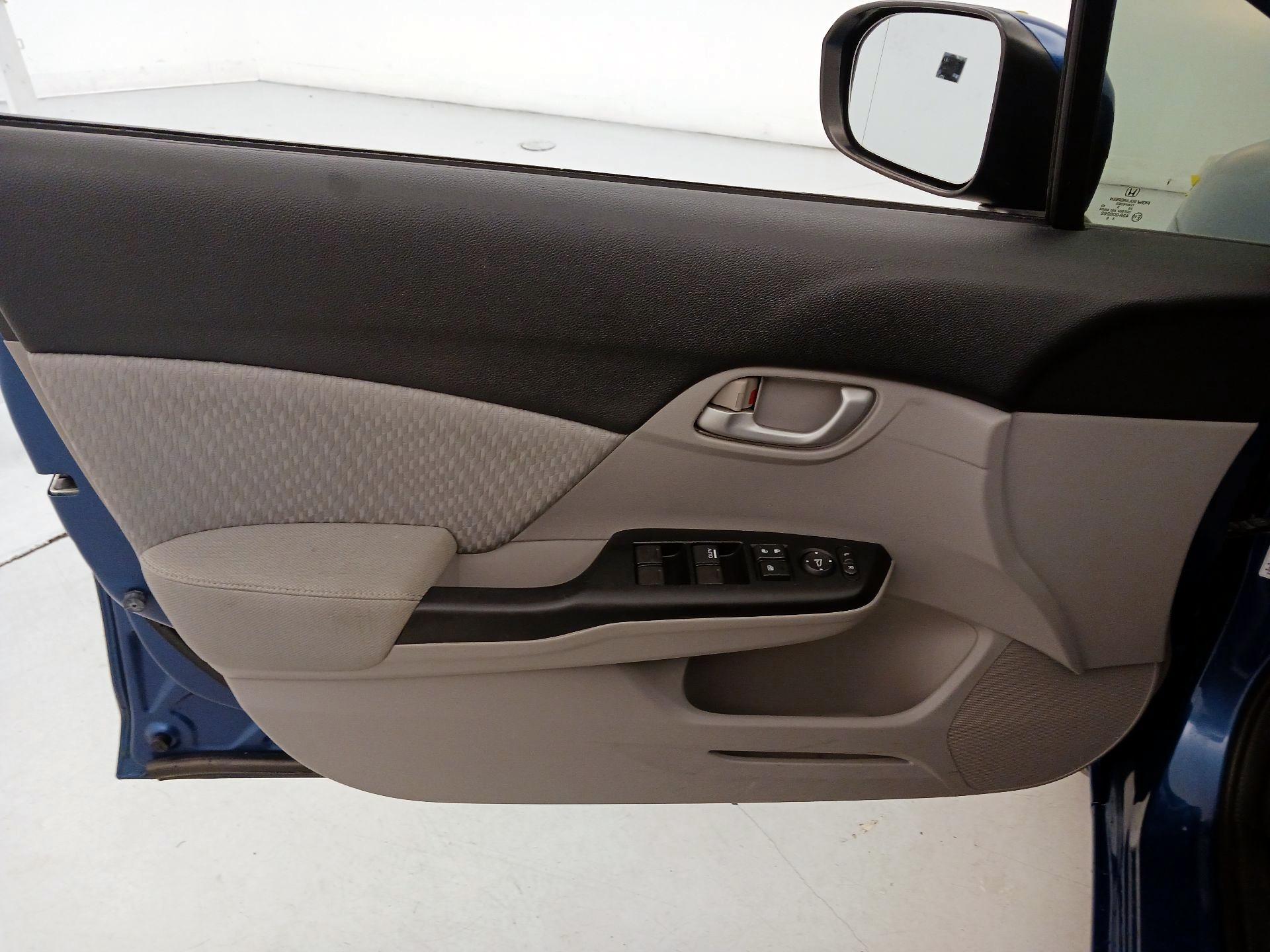 Thumbnail: 2014 Honda Civic - 12
