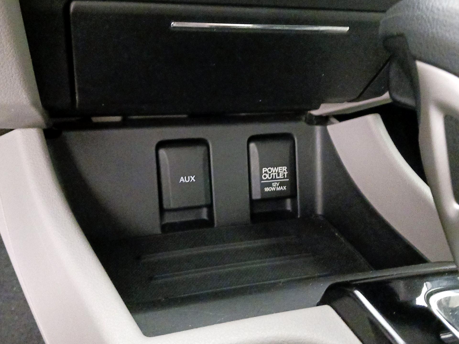 Thumbnail: 2014 Honda Civic - 18