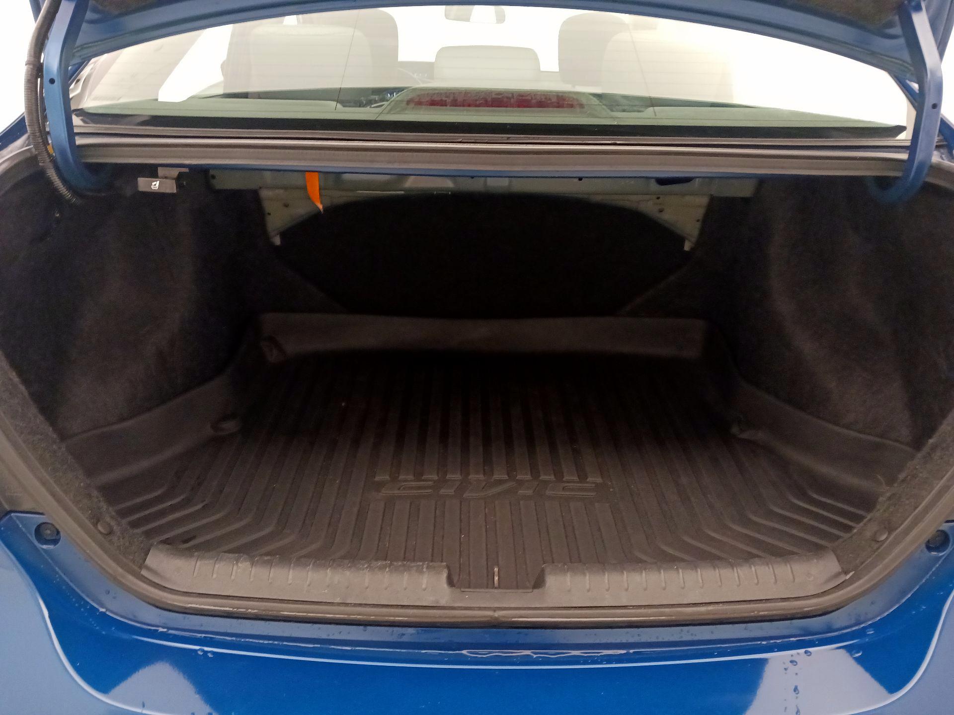 Thumbnail: 2014 Honda Civic - 20