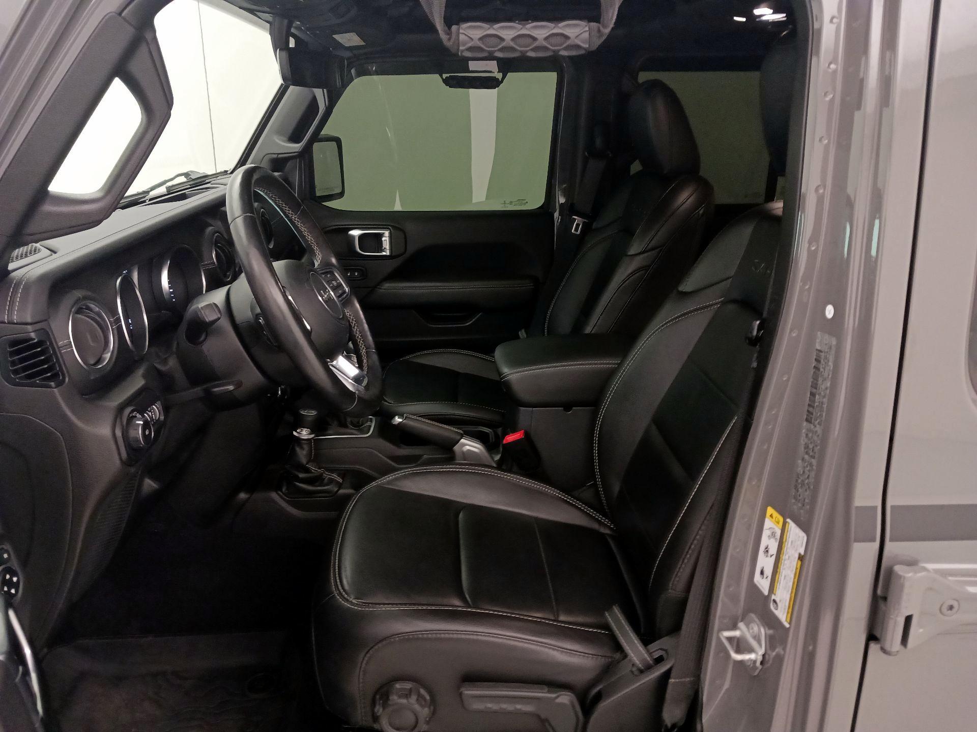 Thumbnail: 2019 Jeep Wrangler - 11