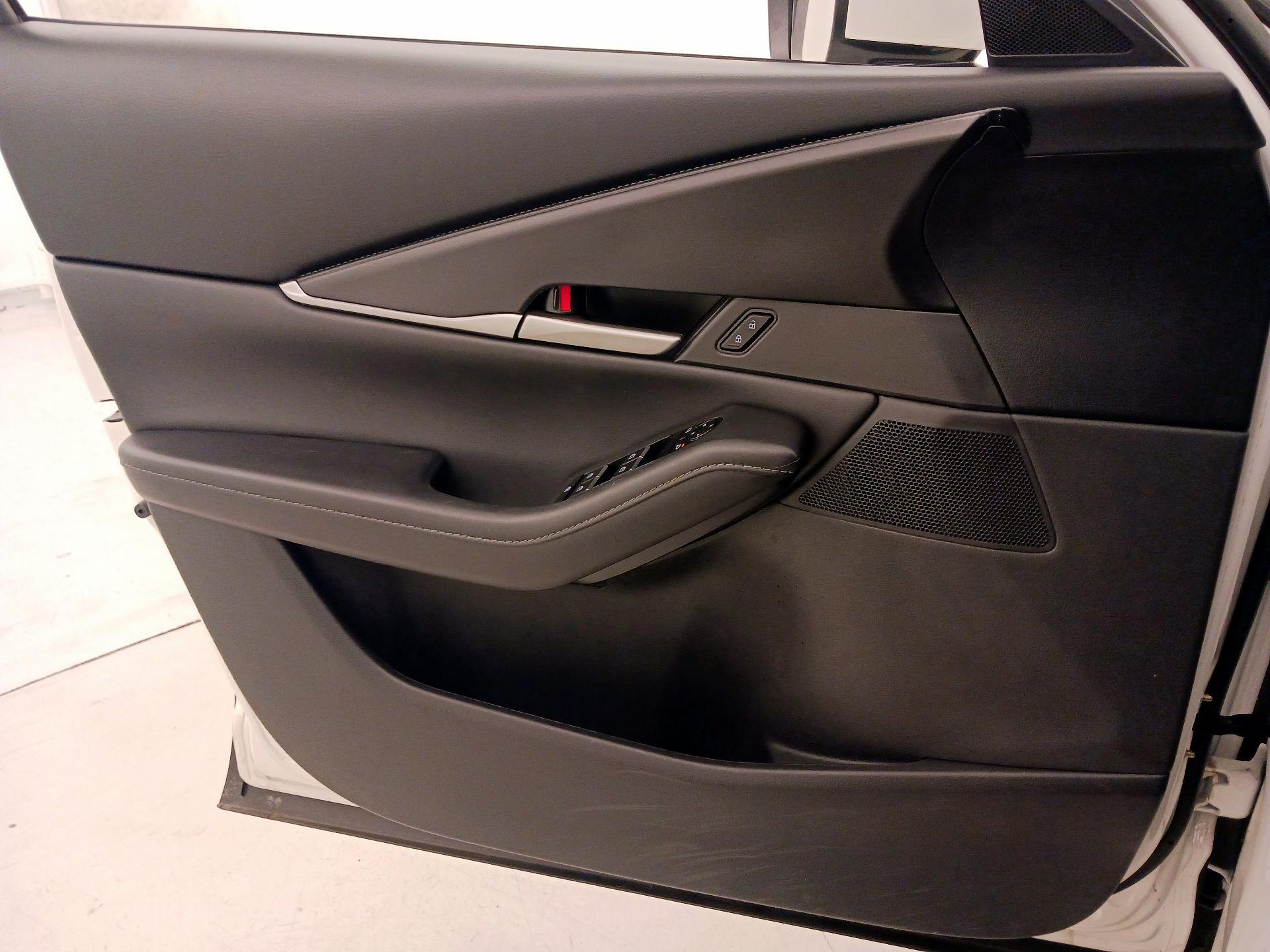 Thumbnail: 2023 Mazda CX-30 - 12