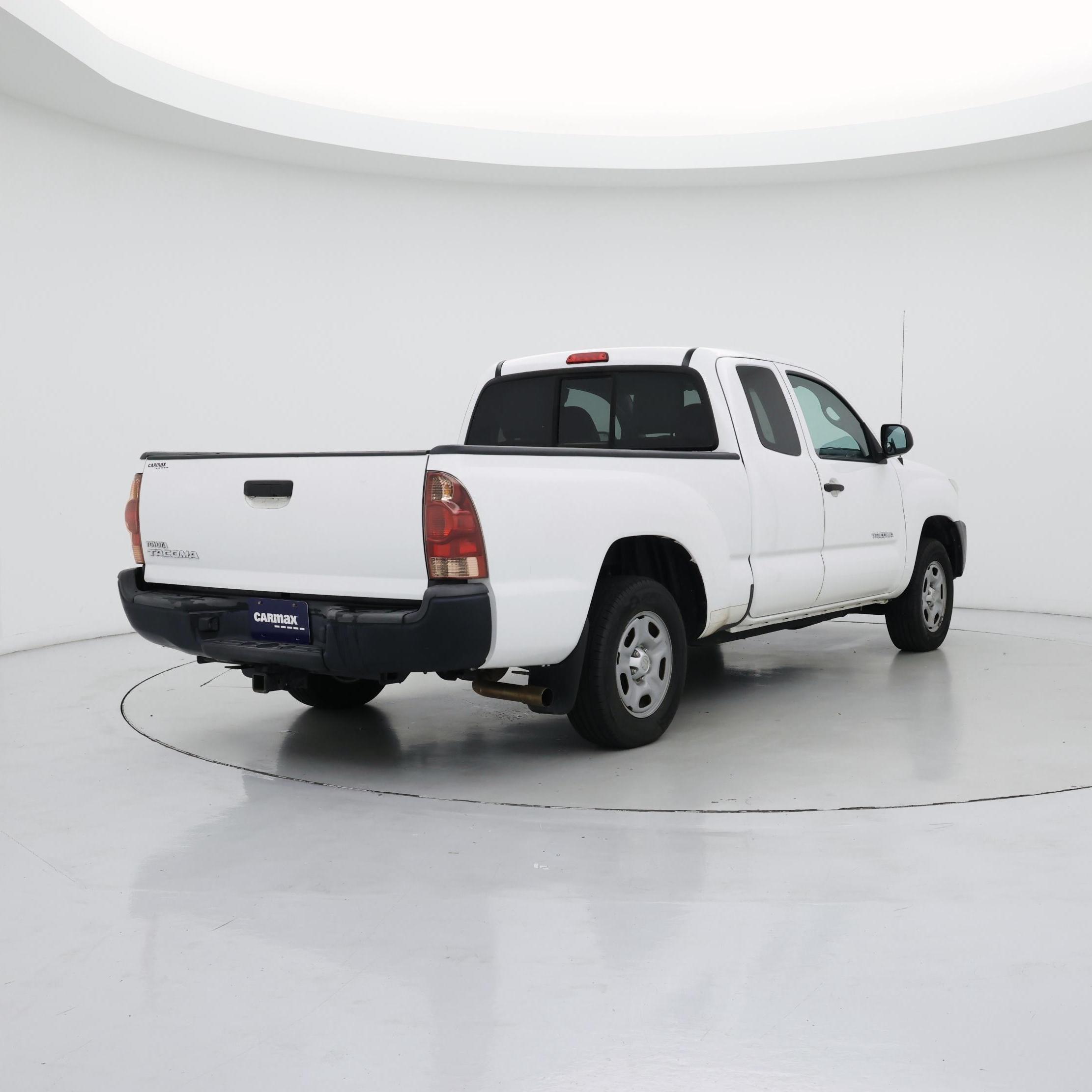 Thumbnail: 2014 Toyota Tacoma - 8