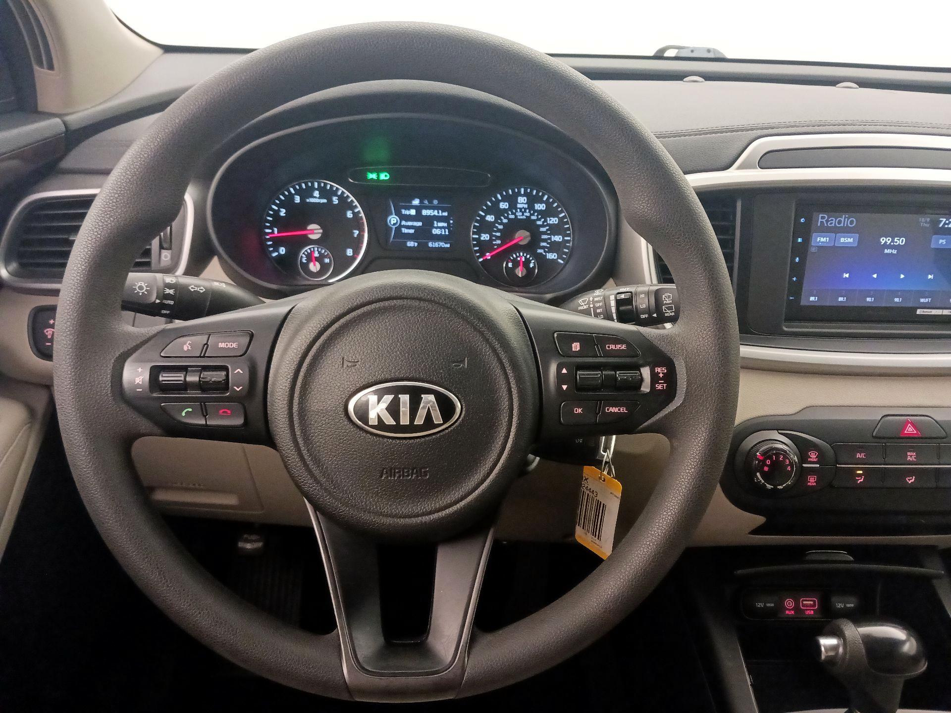 Thumbnail: 2016 Kia Sorento - 10