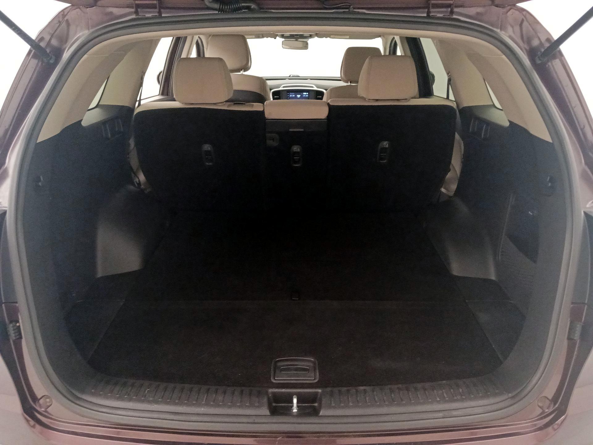 Thumbnail: 2016 Kia Sorento - 20