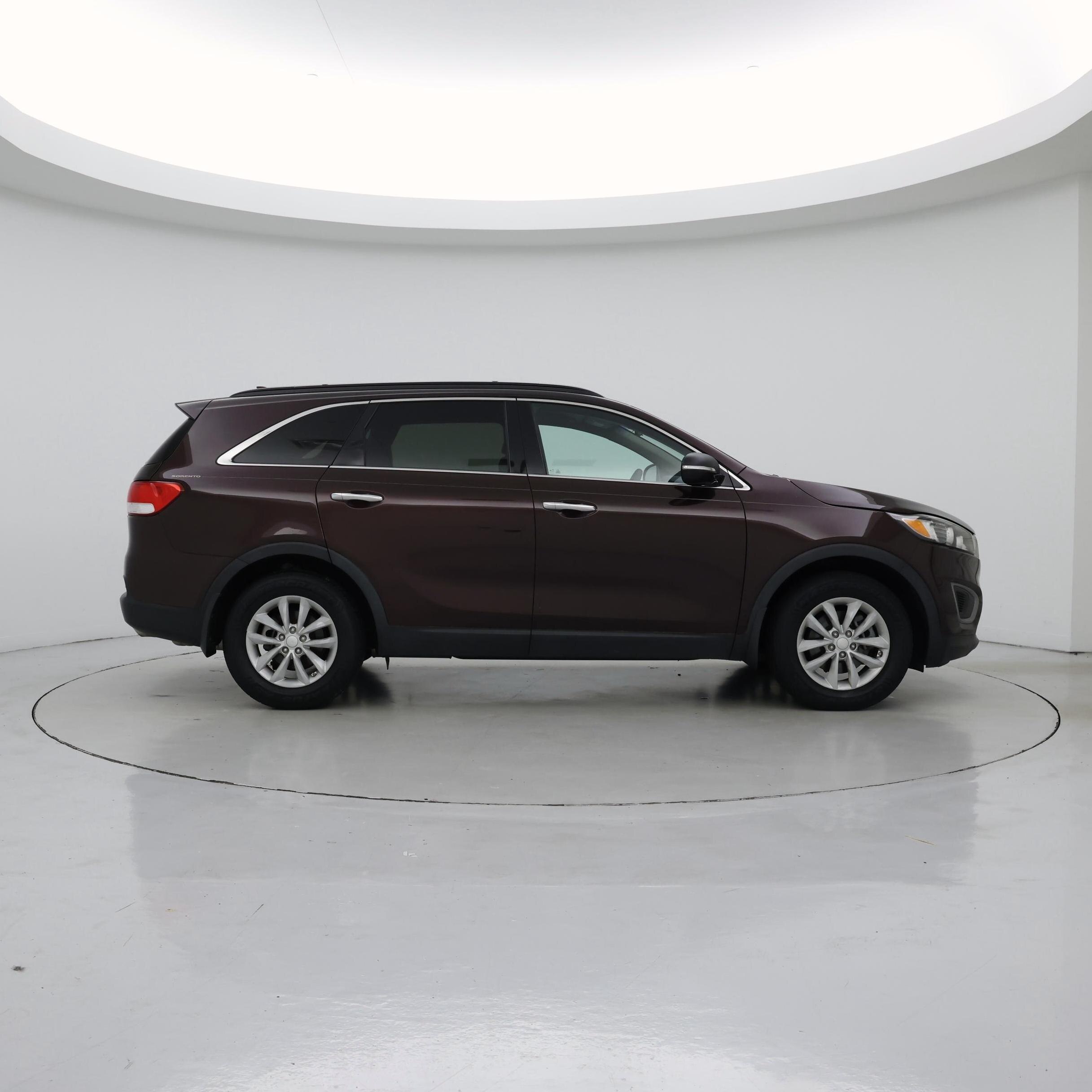 Thumbnail: 2016 Kia Sorento - 7