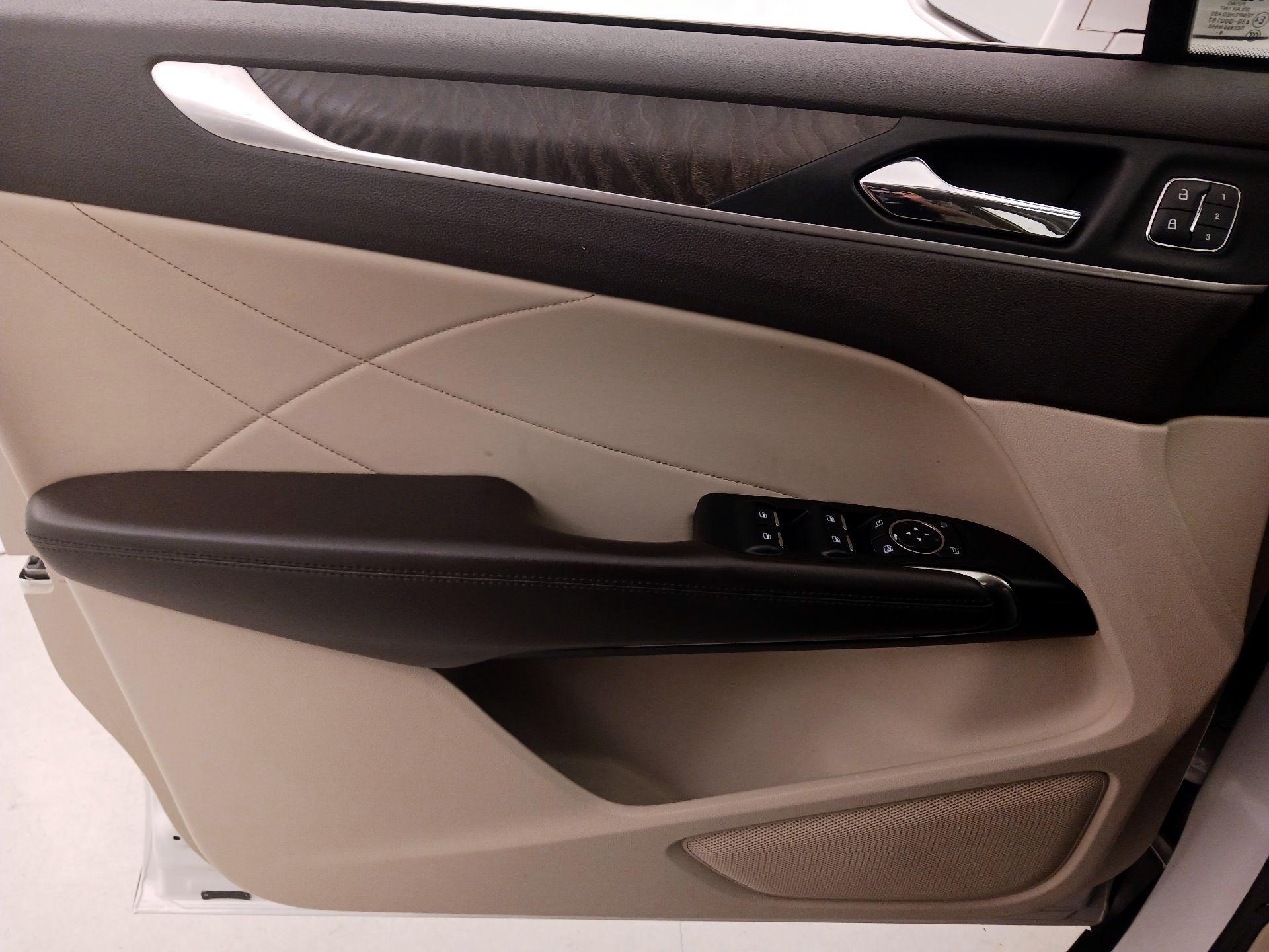 Thumbnail: 2019 Lincoln MKC - 12