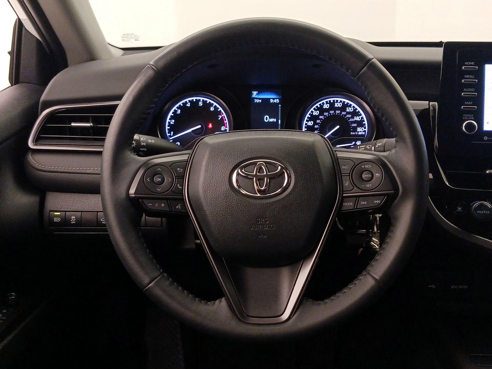 Thumbnail: 2023 Toyota Camry - 10