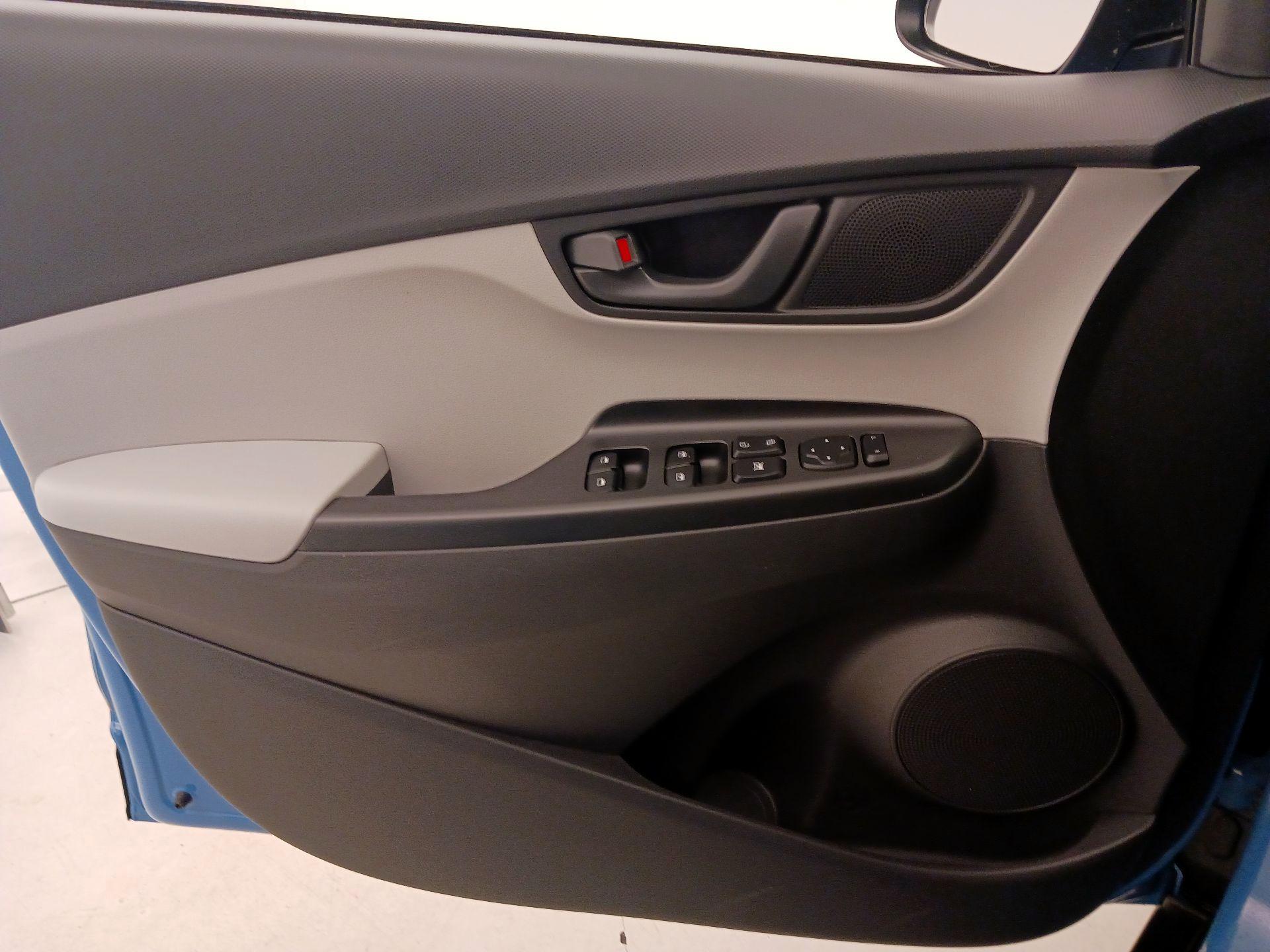 Thumbnail: 2023 Hyundai Kona - 12