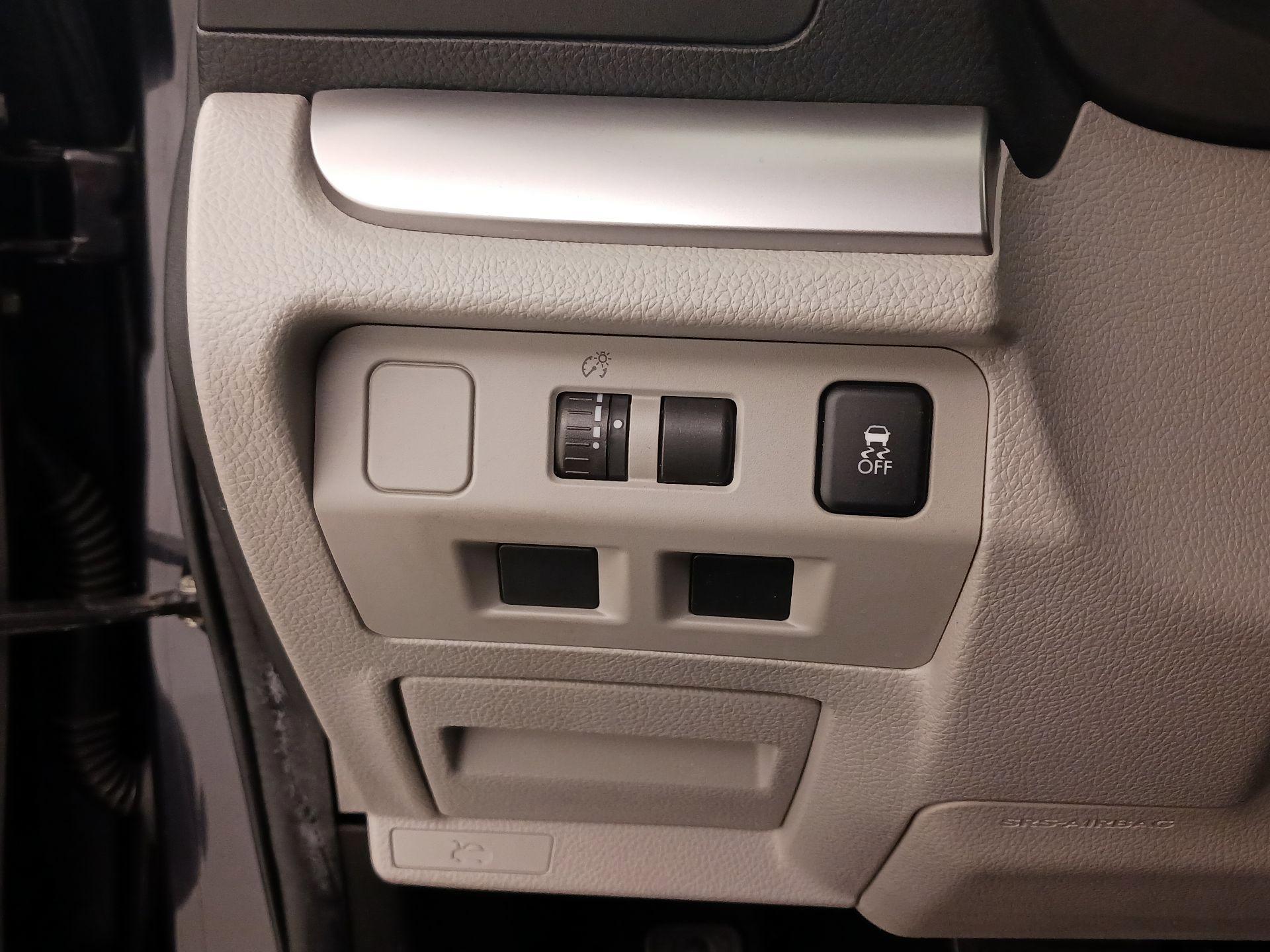 Thumbnail: 2014 Subaru Forester - 13
