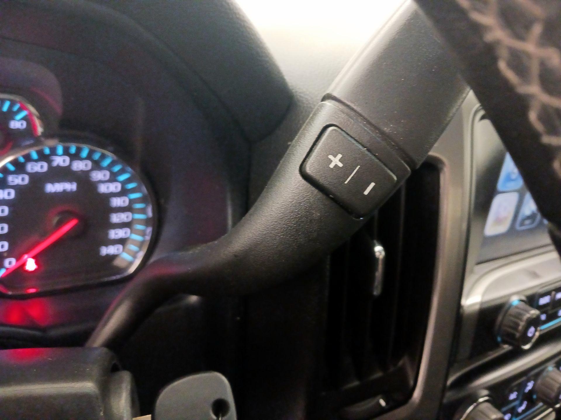 Thumbnail: 2017 Chevrolet Silverado 1500 - 17