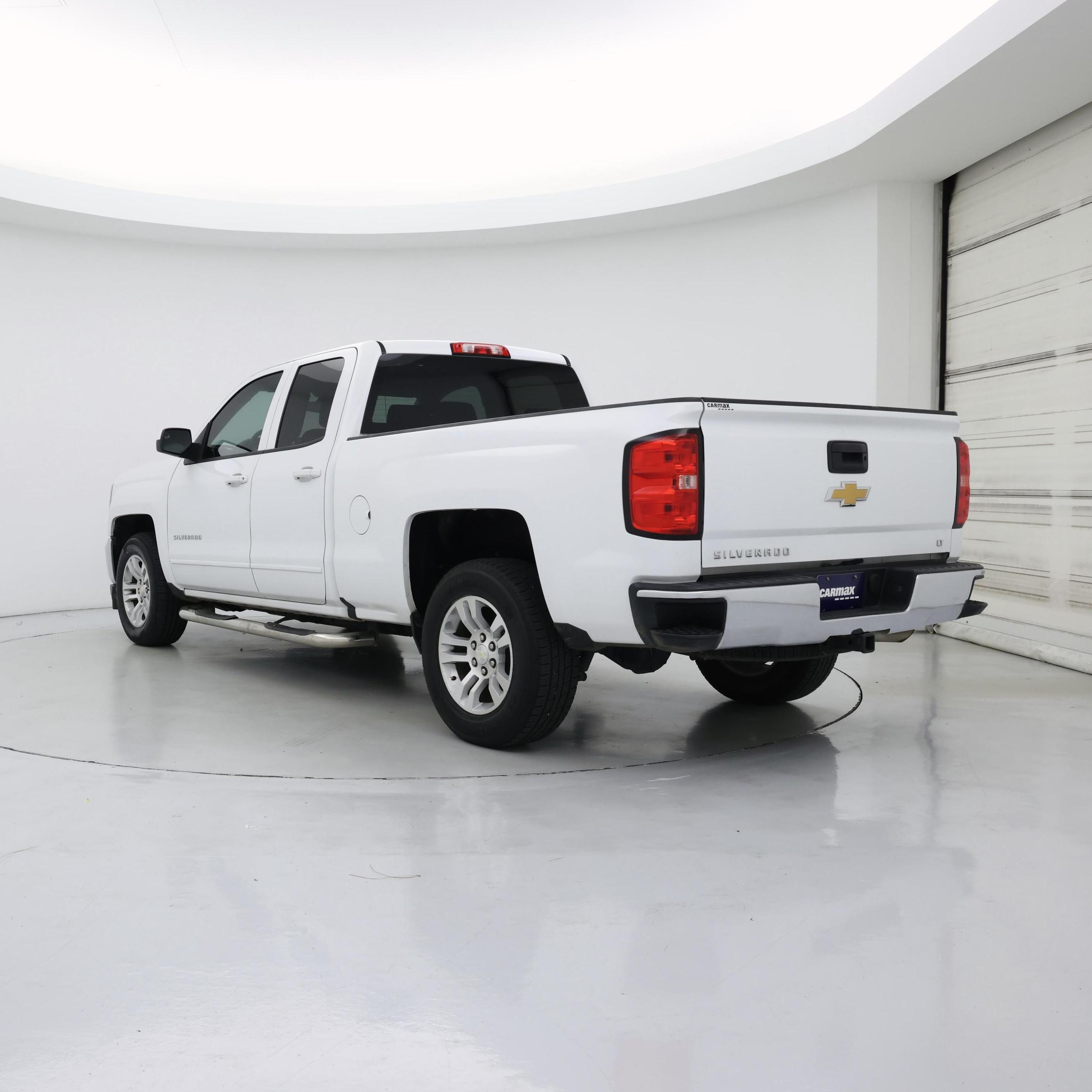 Thumbnail: 2017 Chevrolet Silverado 1500 - 2