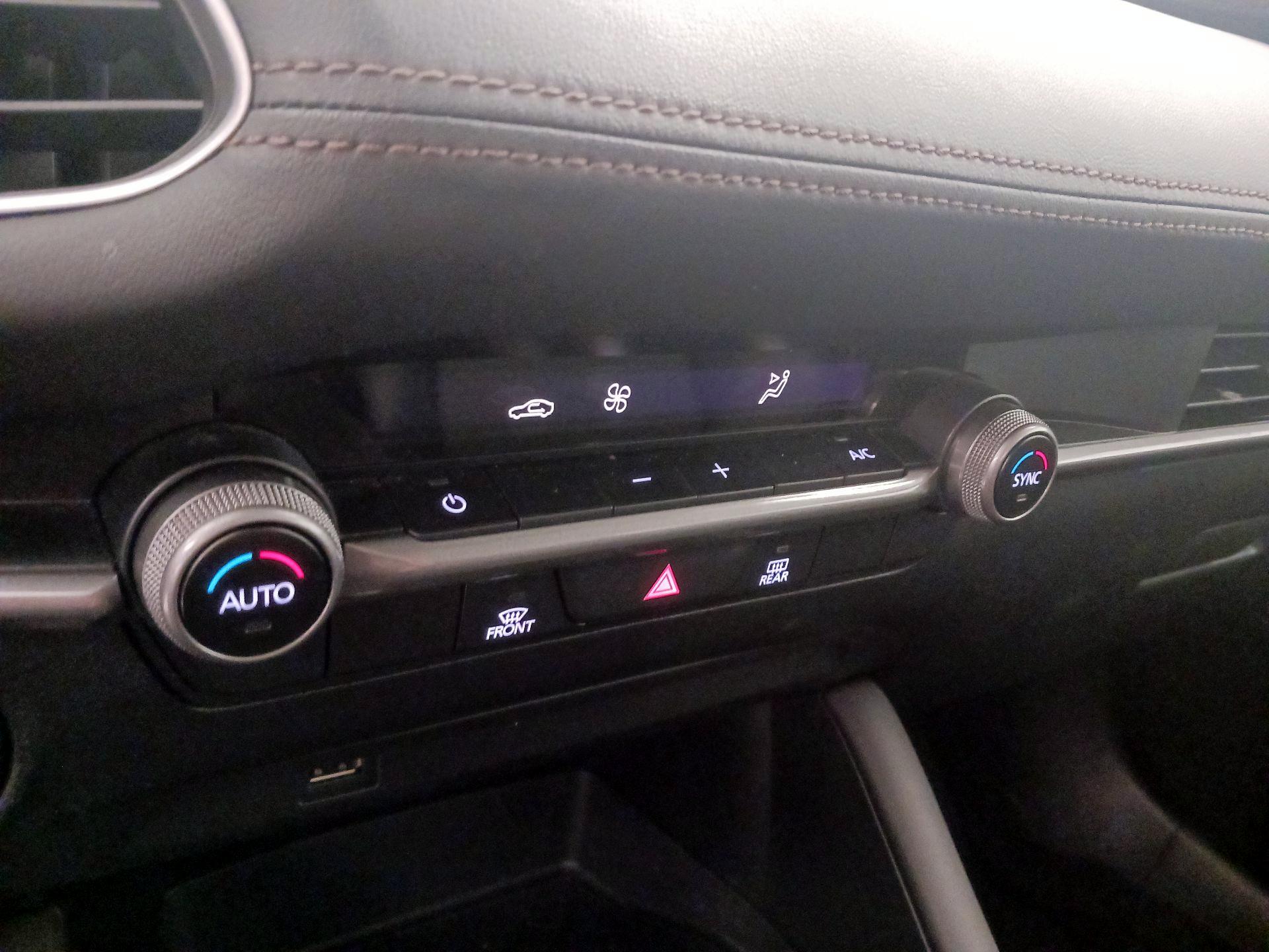 Thumbnail: 2021 Mazda Mazda3 - 16