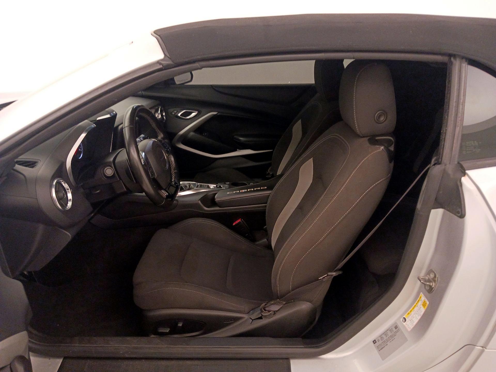 Thumbnail: 2018 Chevrolet Camaro - 11