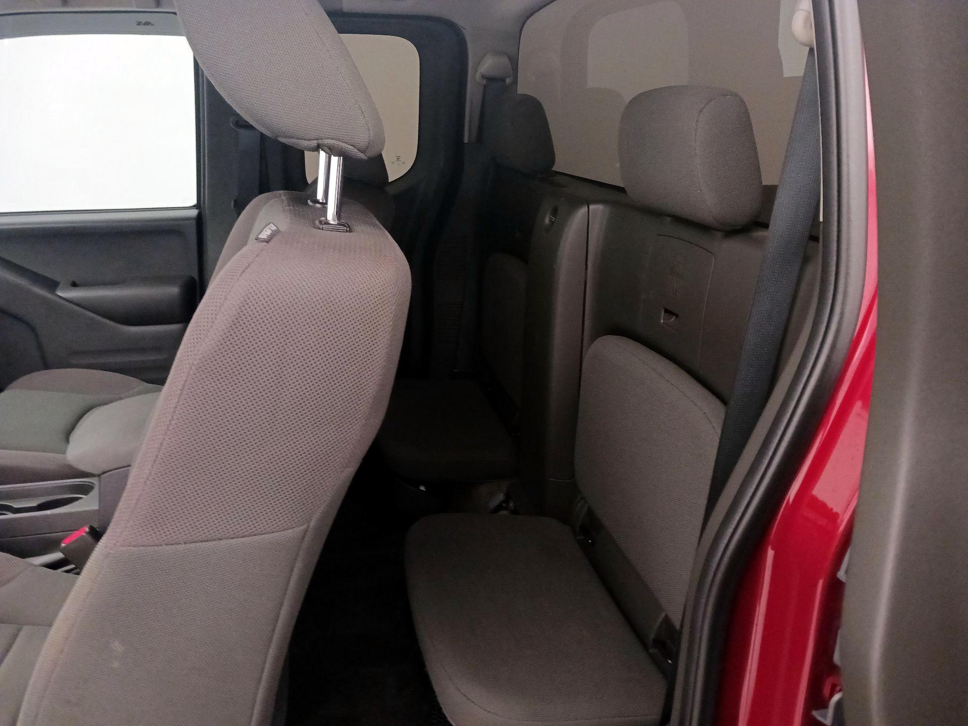 Thumbnail: 2016 Nissan Frontier - 18