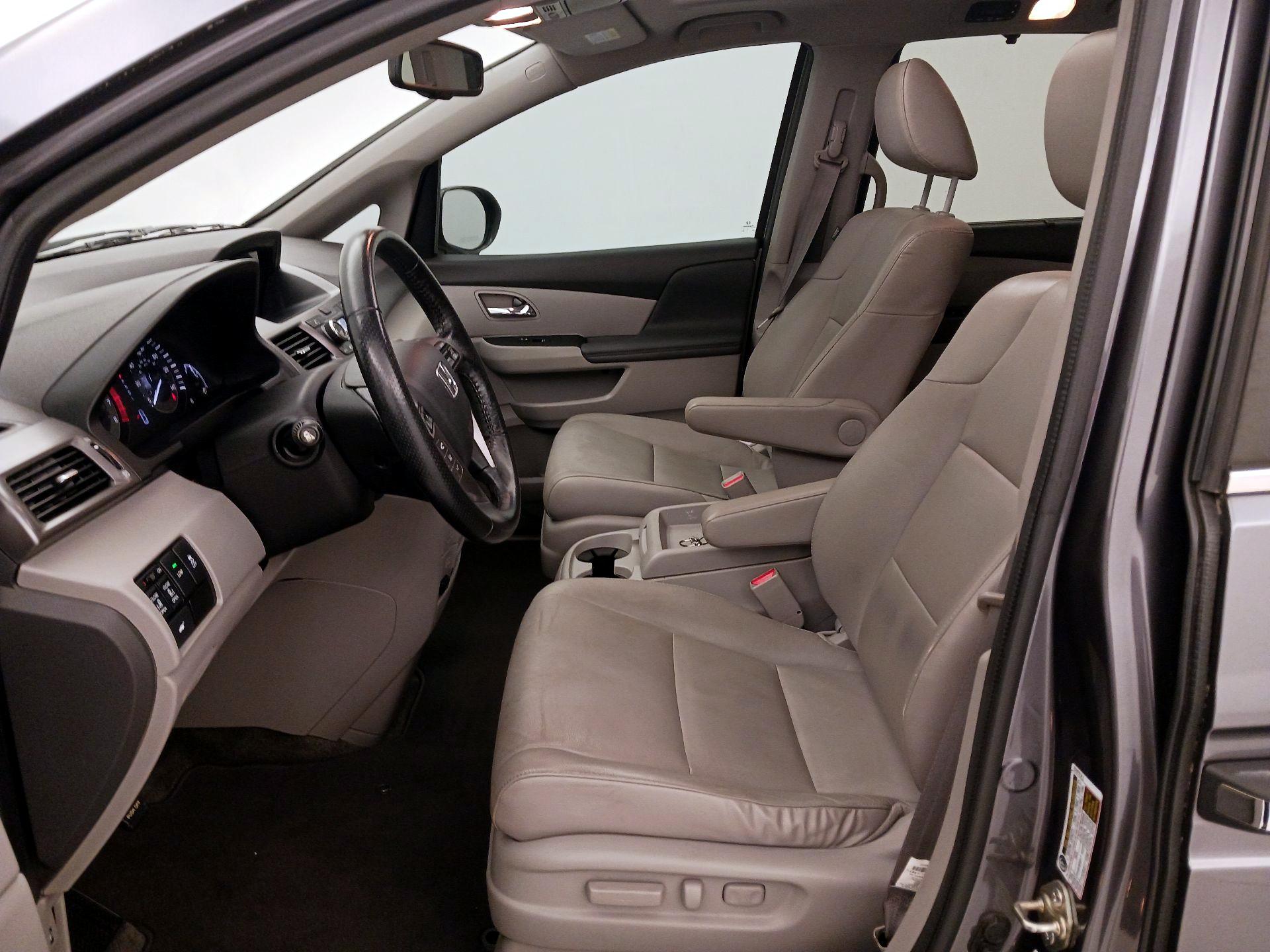 Thumbnail: 2015 Honda Odyssey - 11