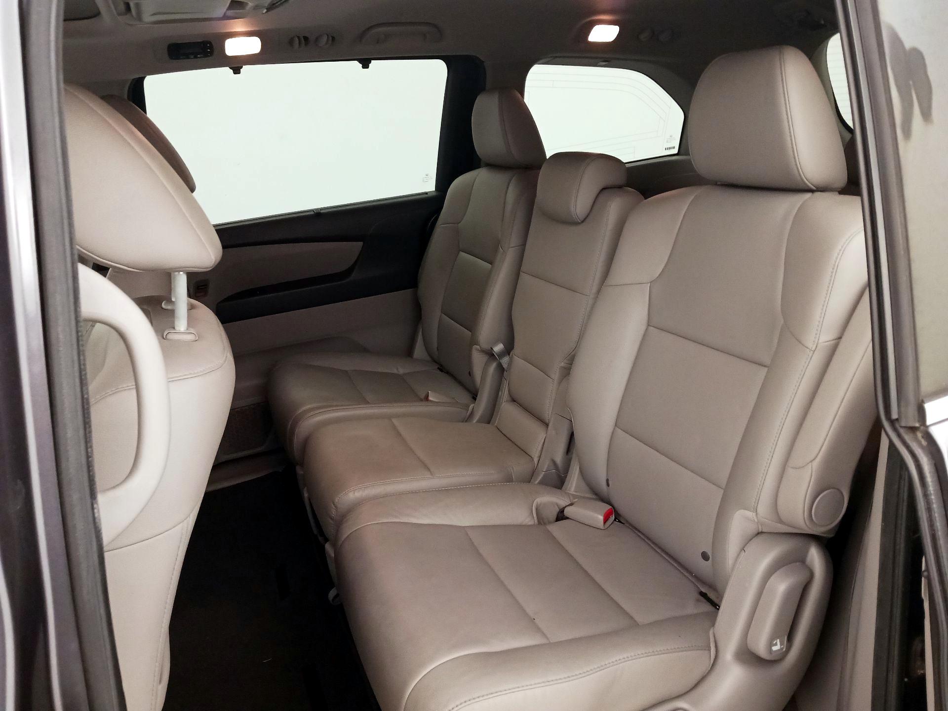 Thumbnail: 2015 Honda Odyssey - 20
