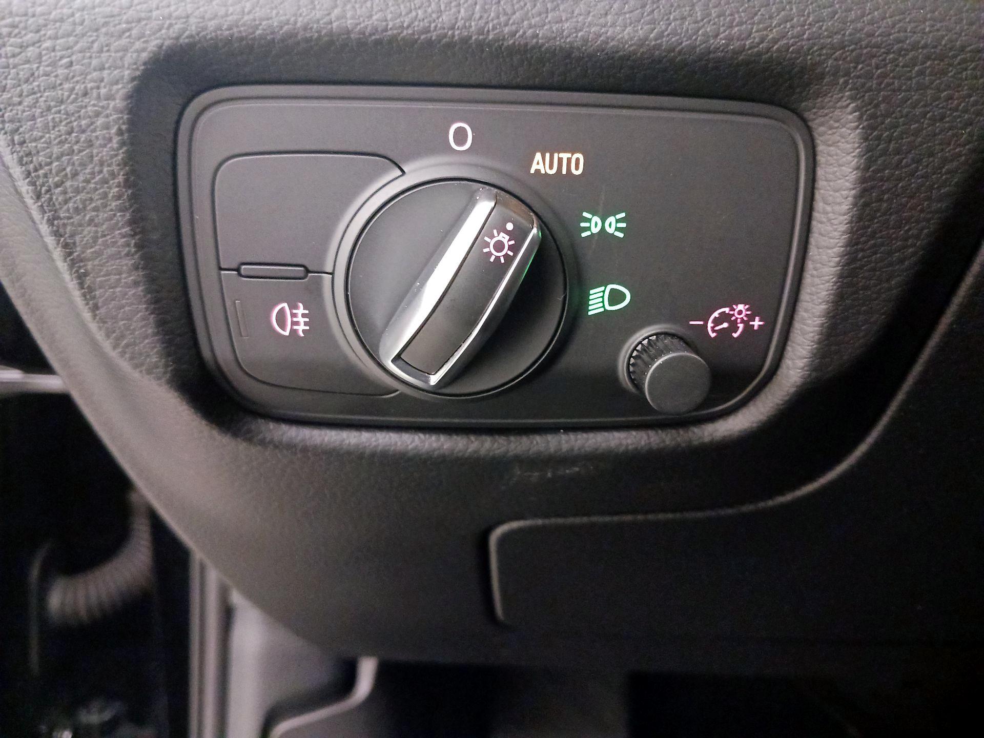 Thumbnail: 2016 Audi A3 - 13