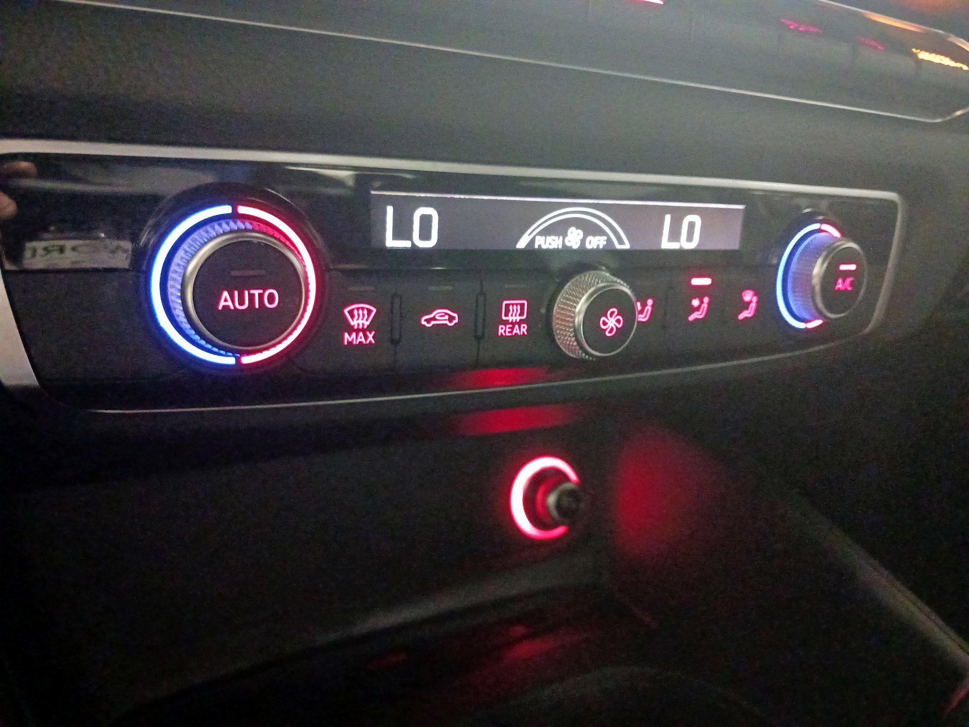 Thumbnail: 2016 Audi A3 - 16