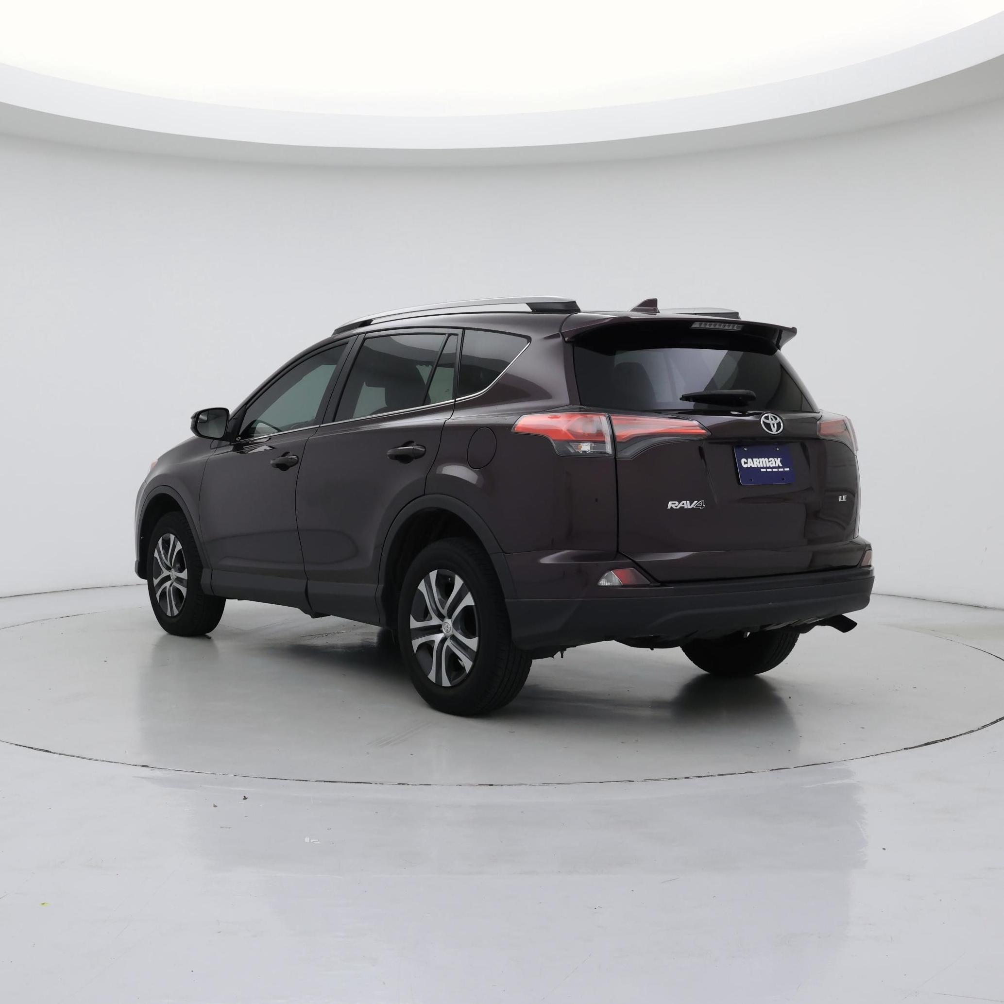 Thumbnail: 2018 Toyota RAV4 - 2
