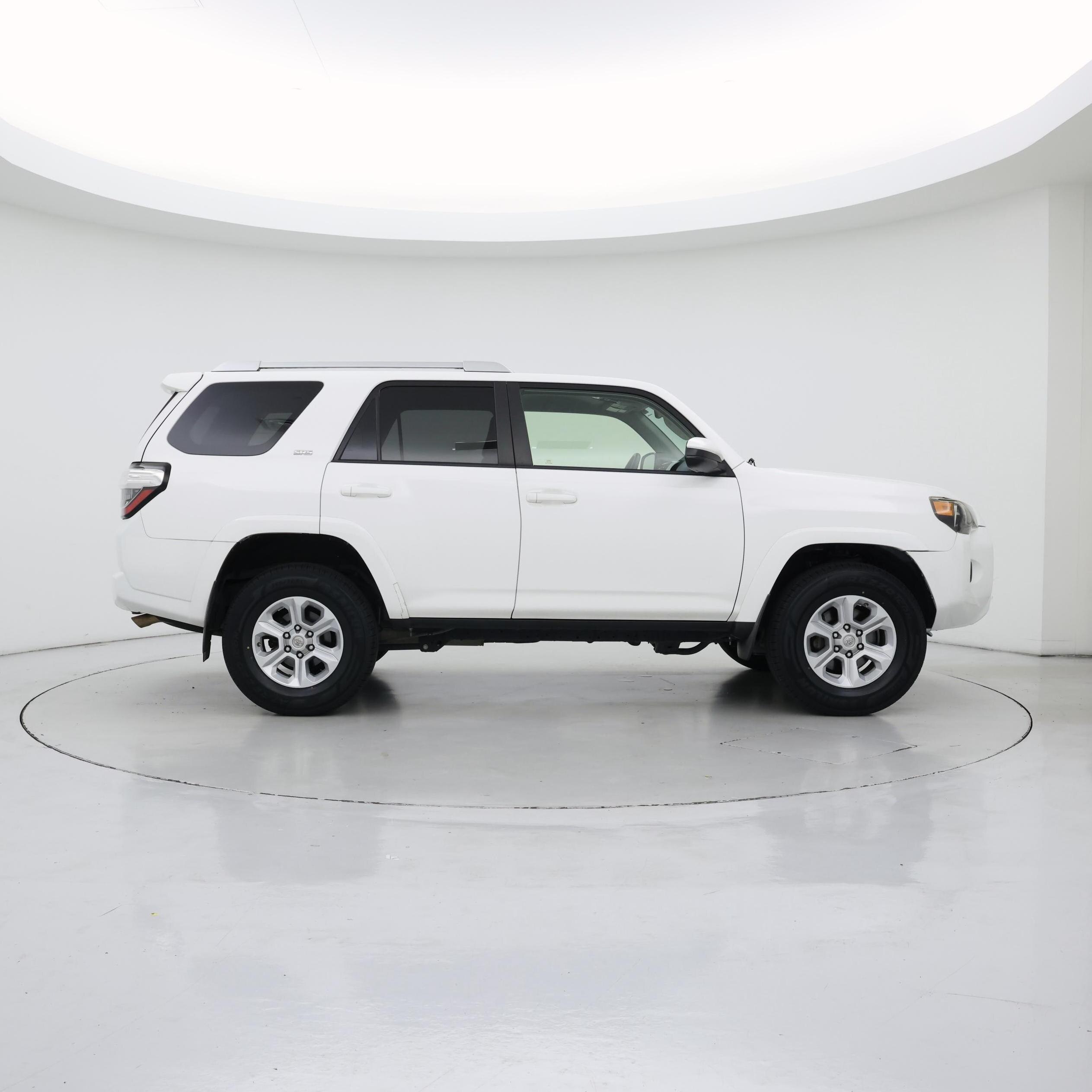 Thumbnail: 2018 Toyota 4Runner - 7