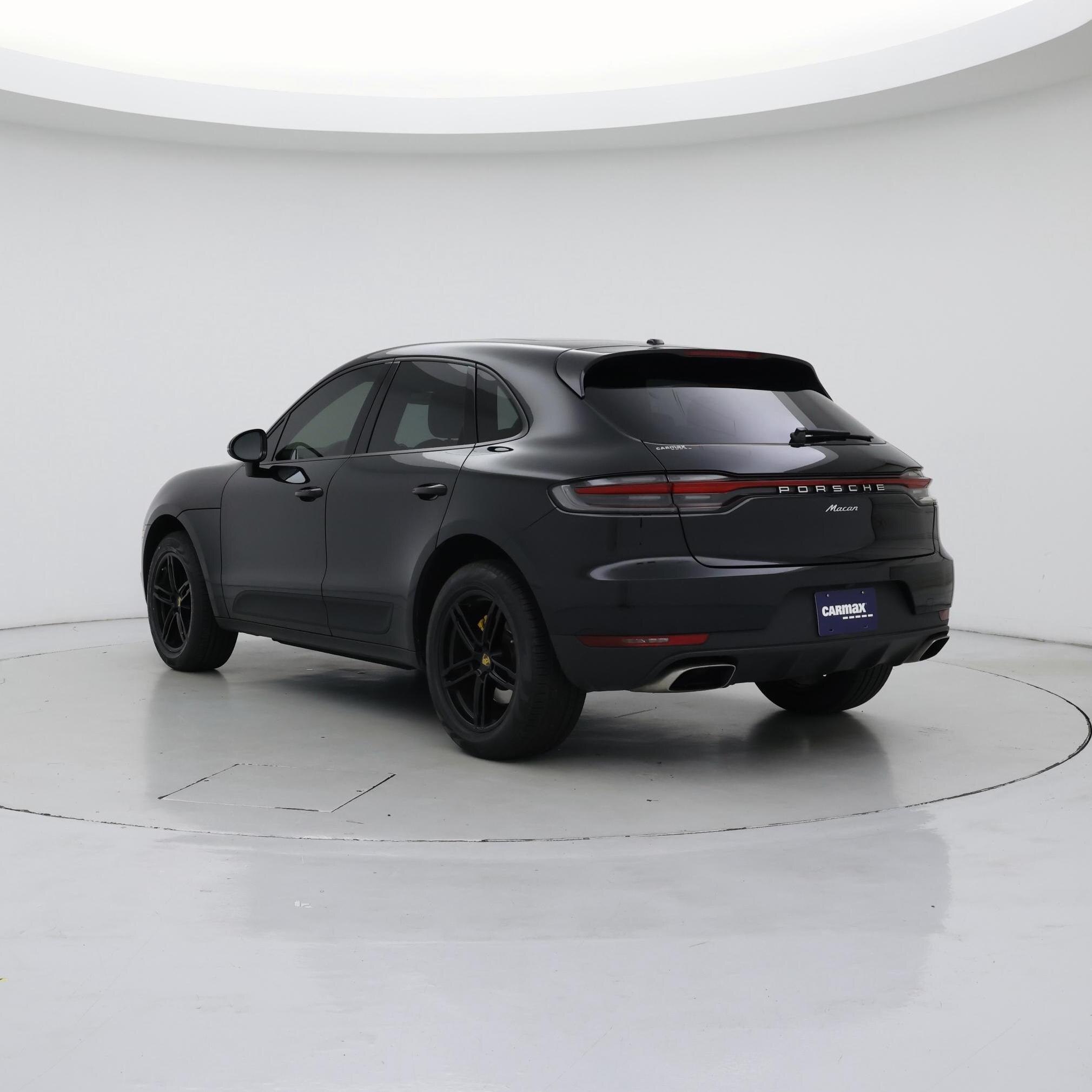 Thumbnail: 2020 Porsche Macan - 2