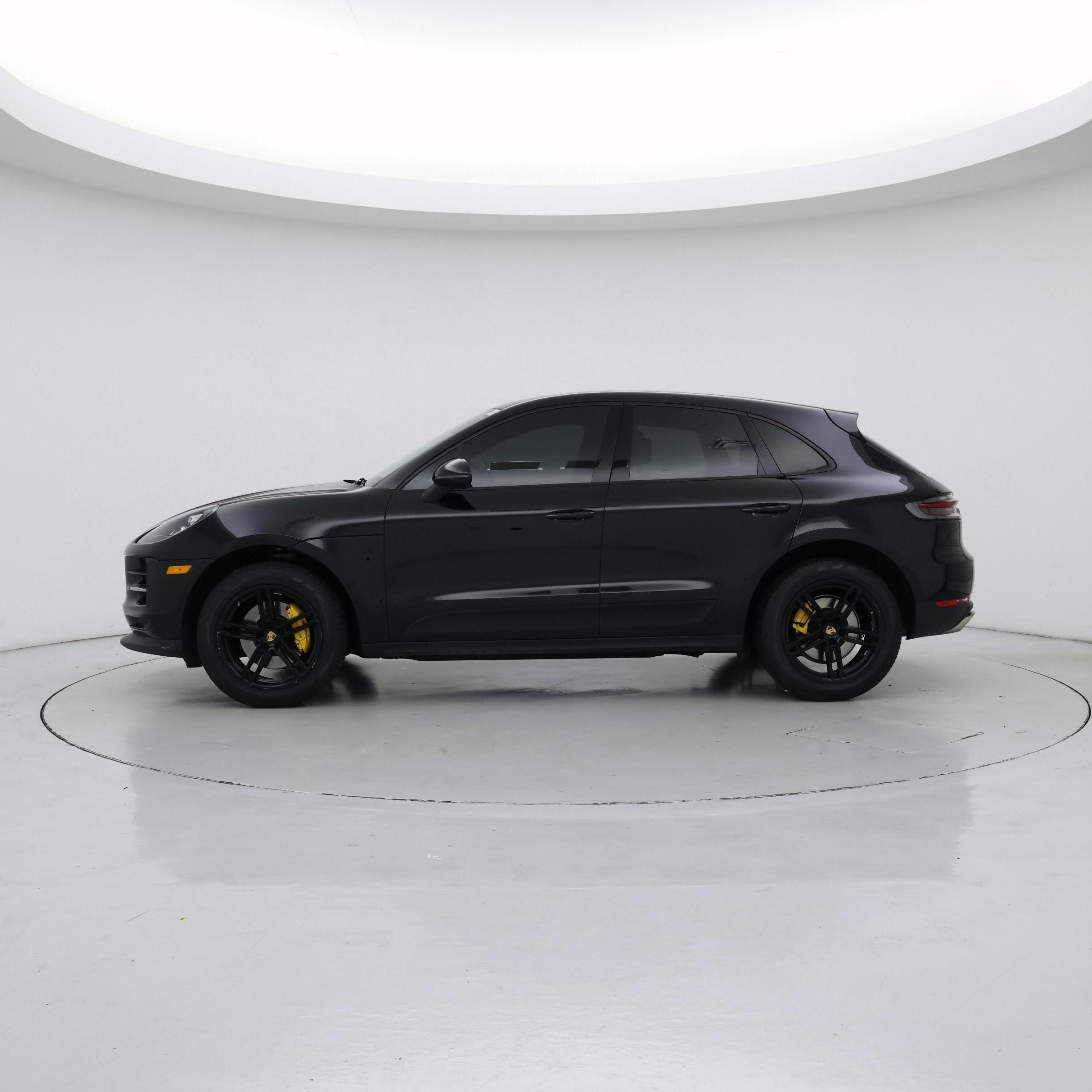 Thumbnail: 2020 Porsche Macan - 3