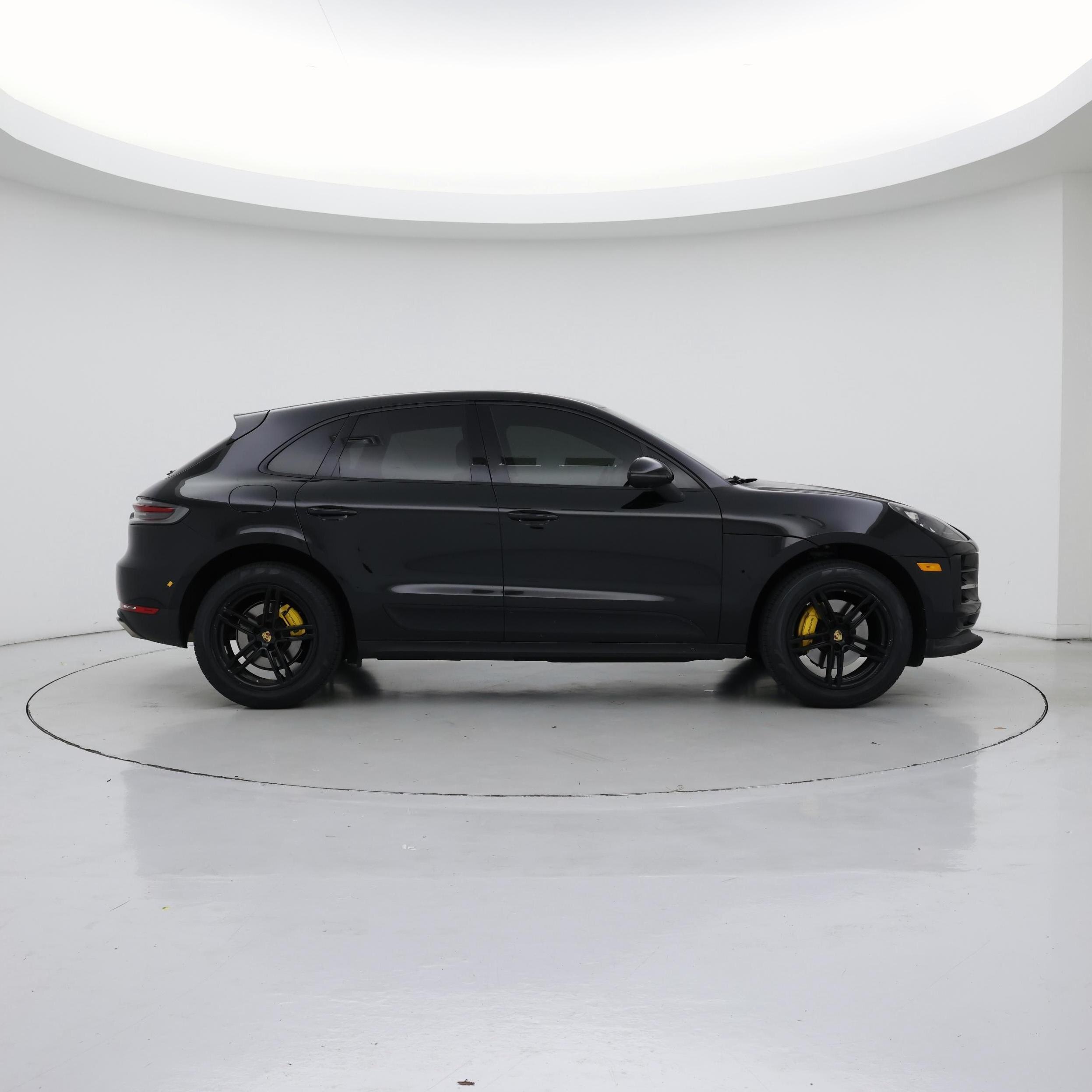 Thumbnail: 2020 Porsche Macan - 7