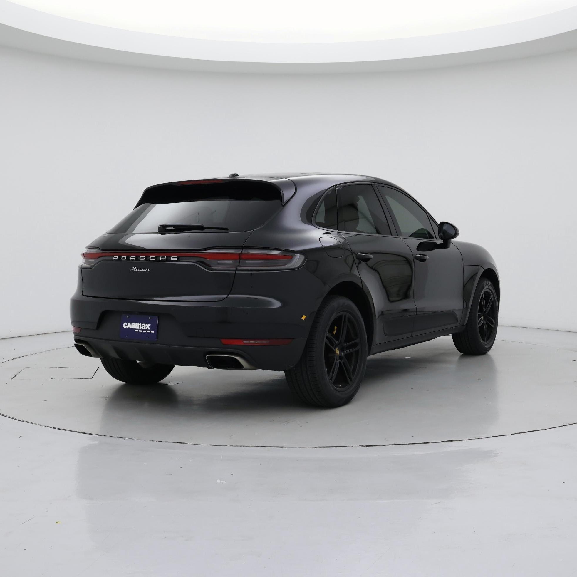Thumbnail: 2020 Porsche Macan - 8