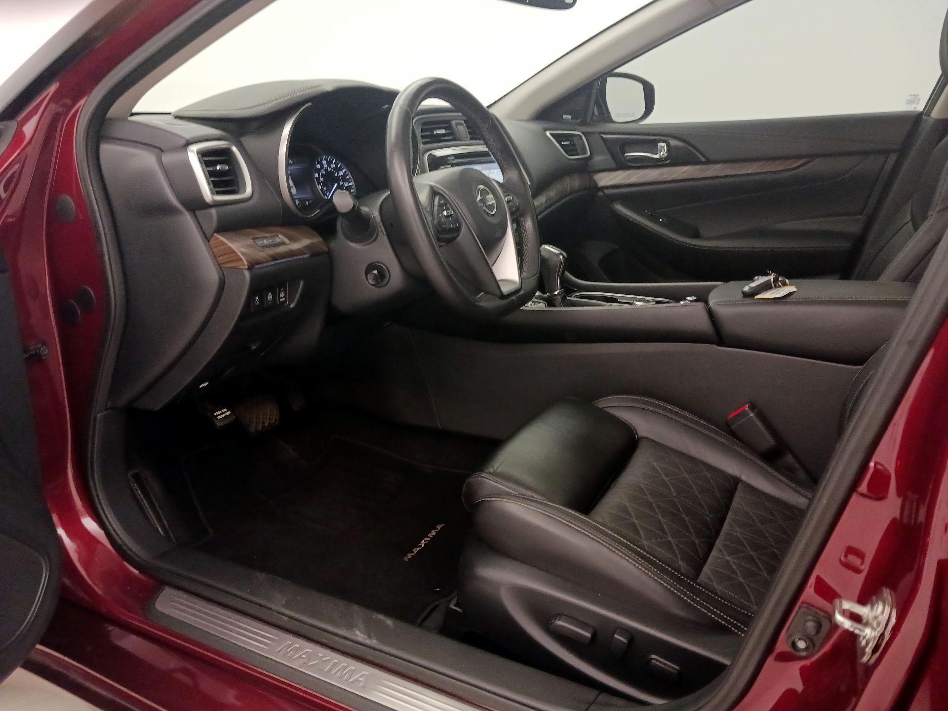 Thumbnail: 2017 Nissan Maxima - 11