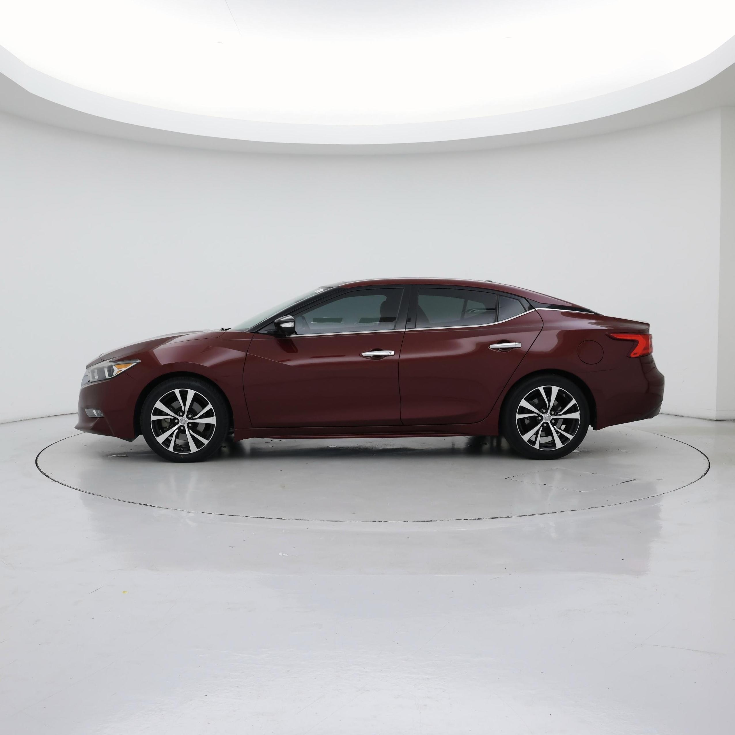 Thumbnail: 2017 Nissan Maxima - 3