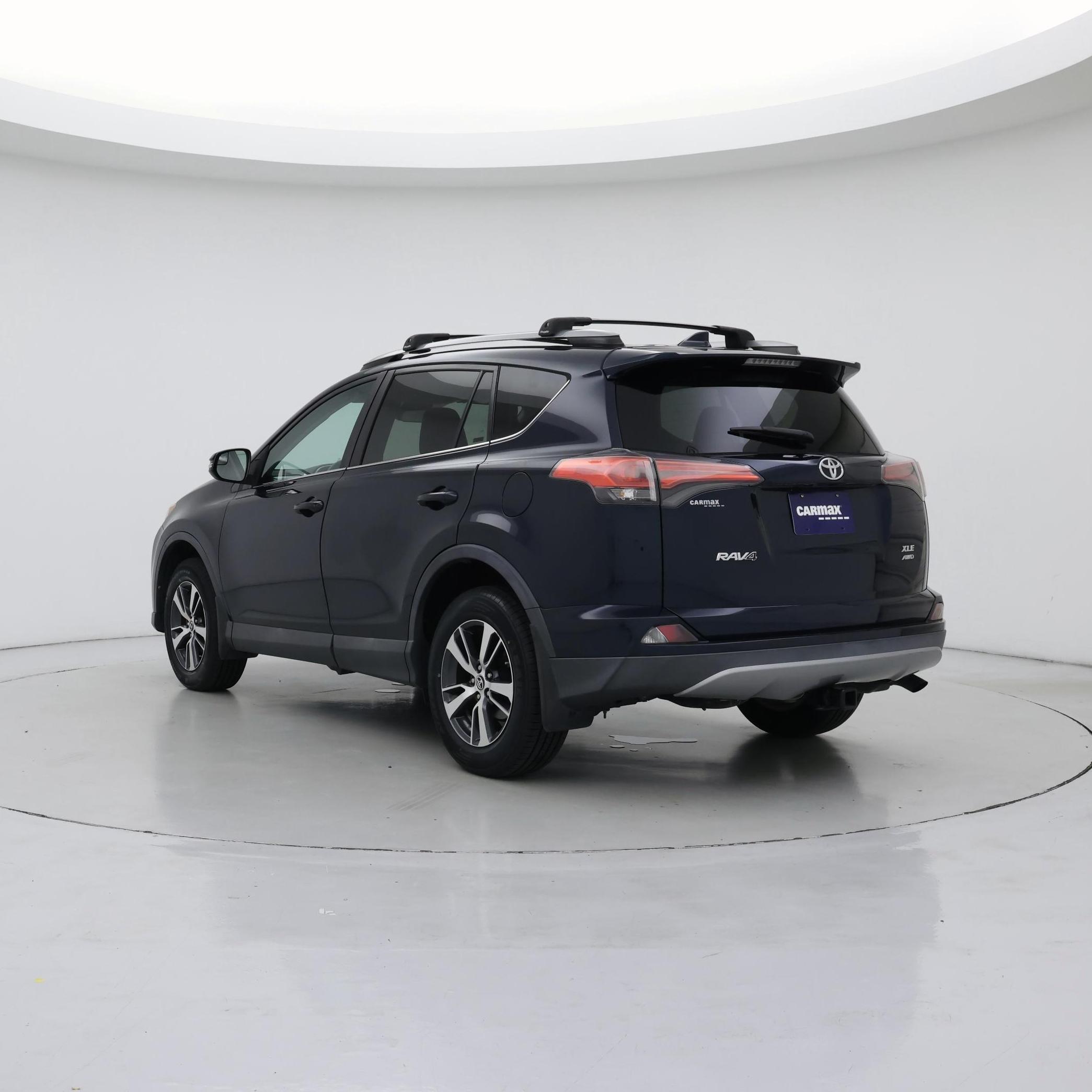 Thumbnail: 2017 Toyota RAV4 - 2