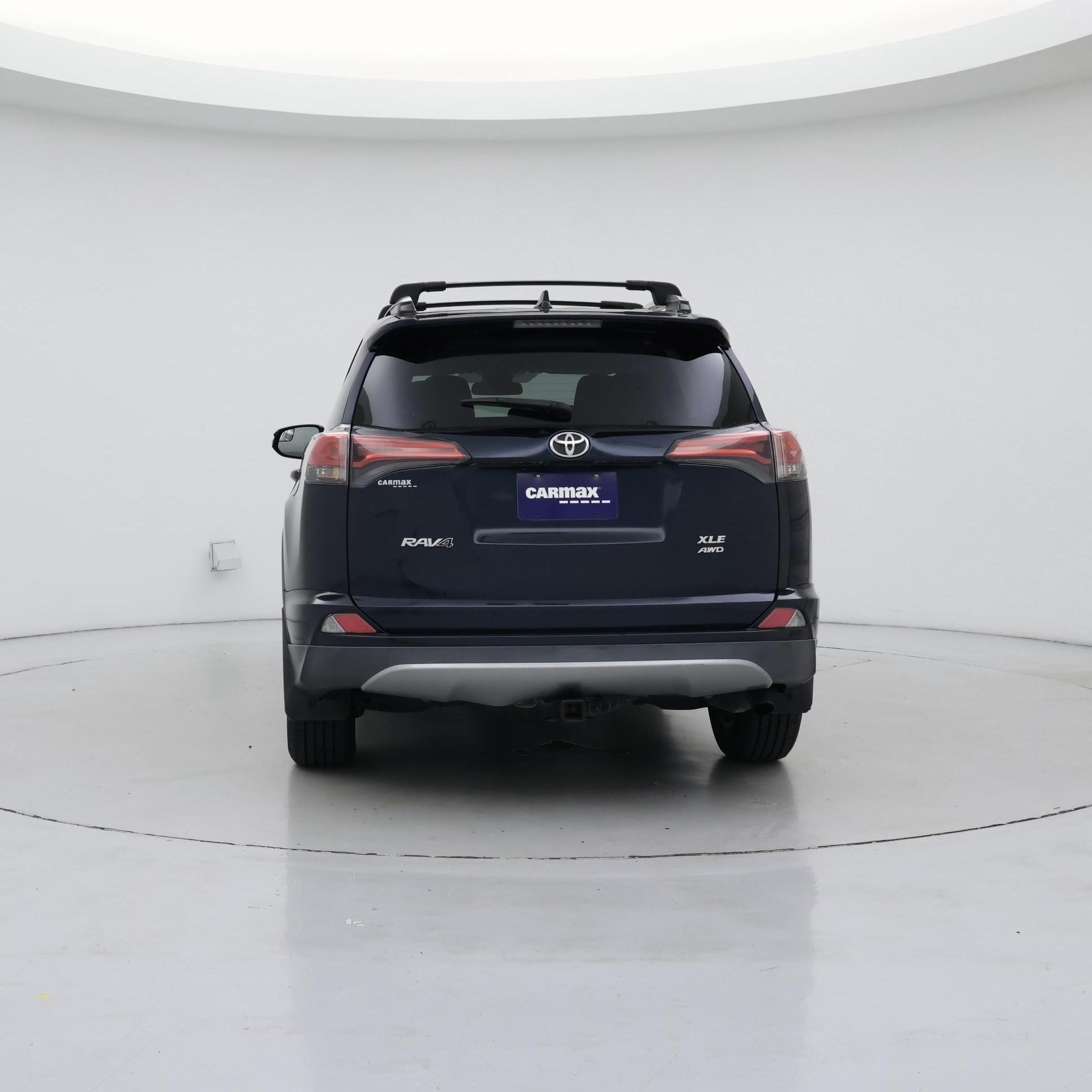 Thumbnail: 2017 Toyota RAV4 - 6