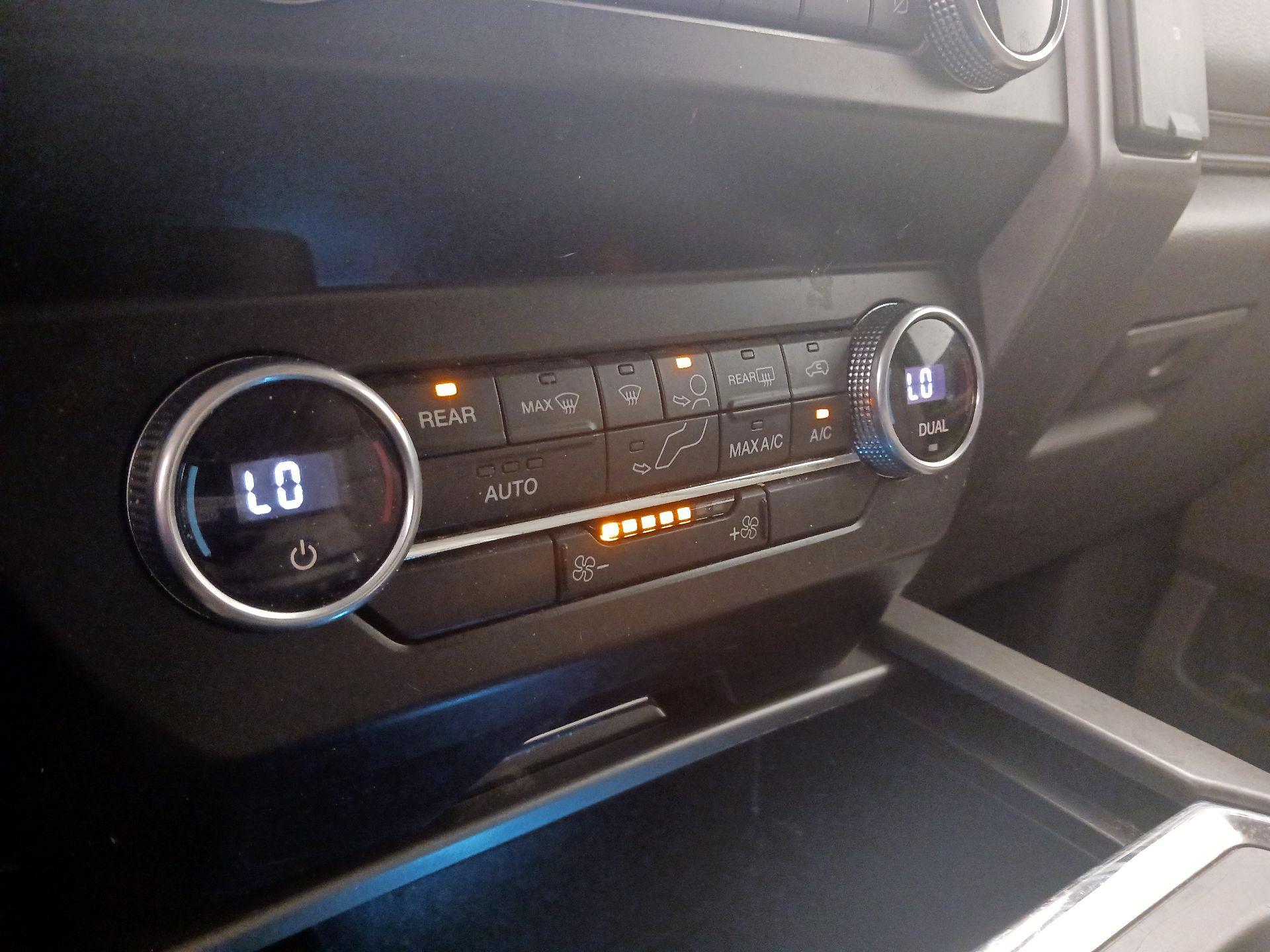 Thumbnail: 2021 Ford Expedition - 16