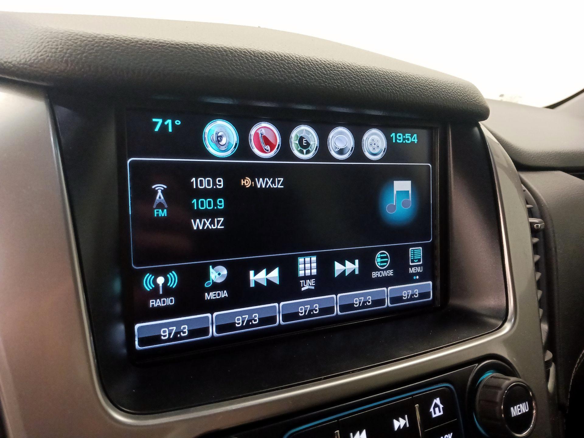Thumbnail: 2016 Chevrolet Tahoe - 16