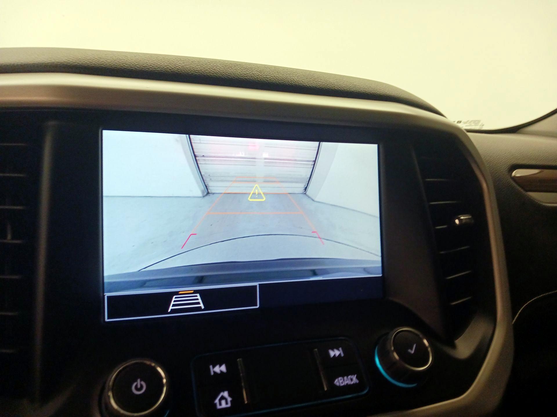 Thumbnail: 2023 GMC Acadia - 14