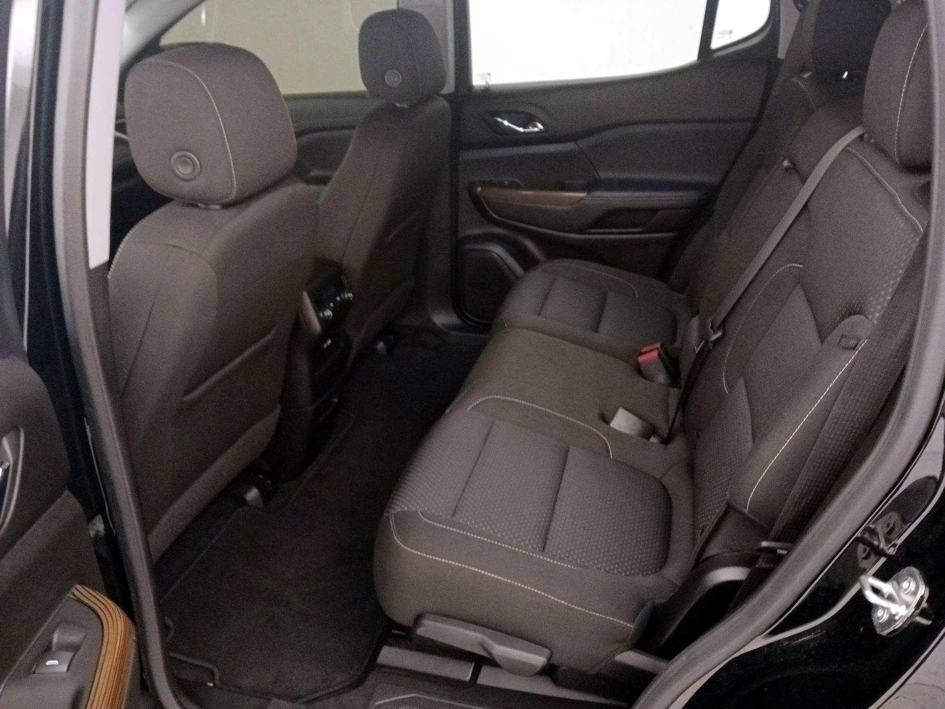 Thumbnail: 2023 GMC Acadia - 19