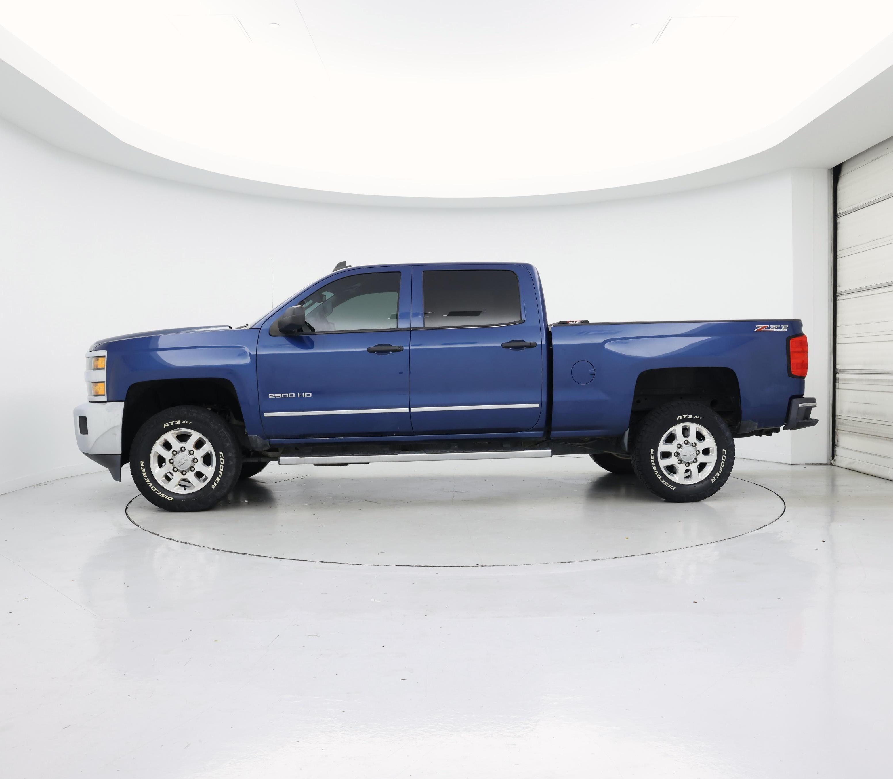 Thumbnail: 2015 Chevrolet Silverado 2500 - 3