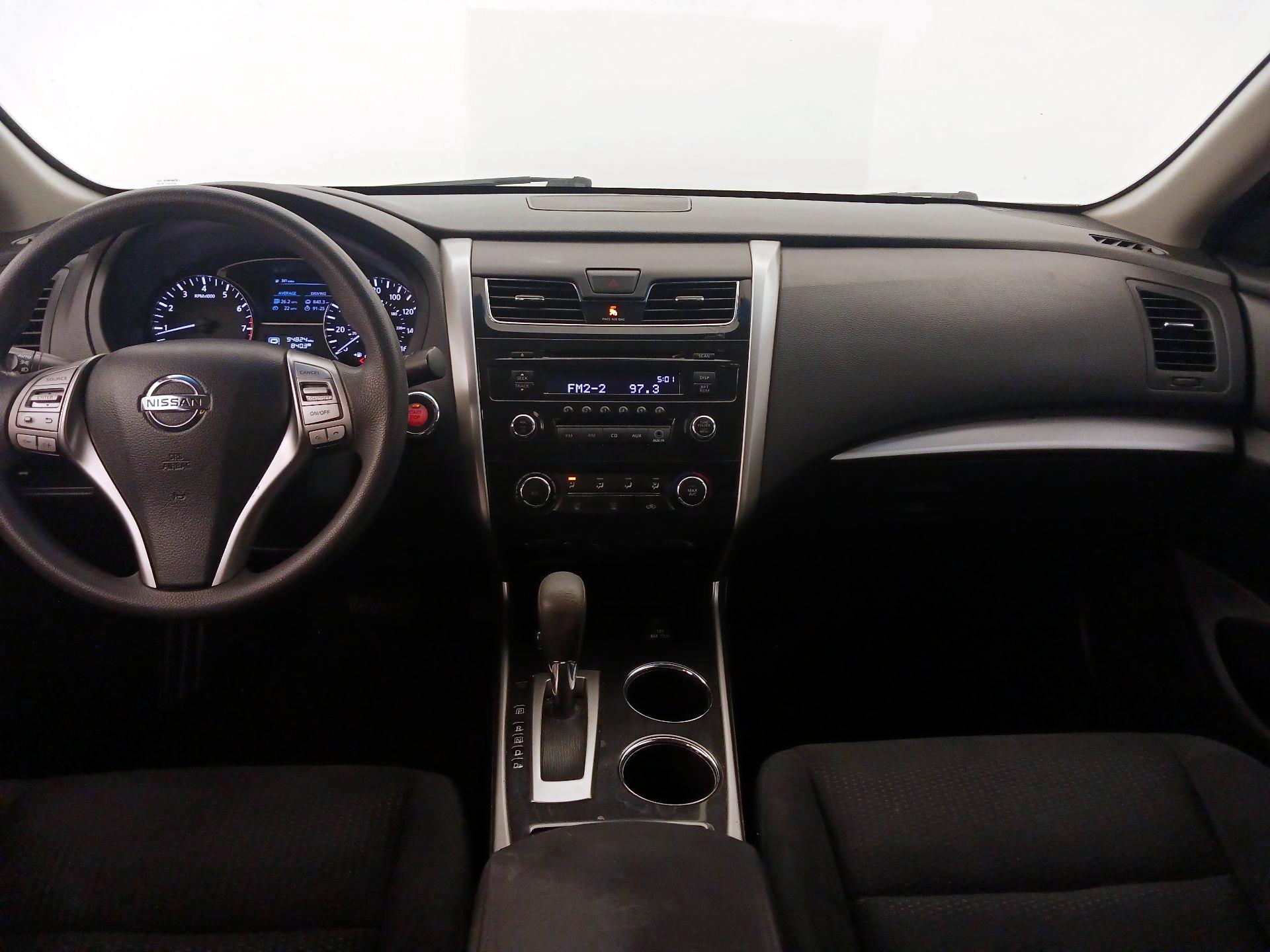 Thumbnail: 2014 Nissan Altima - 9