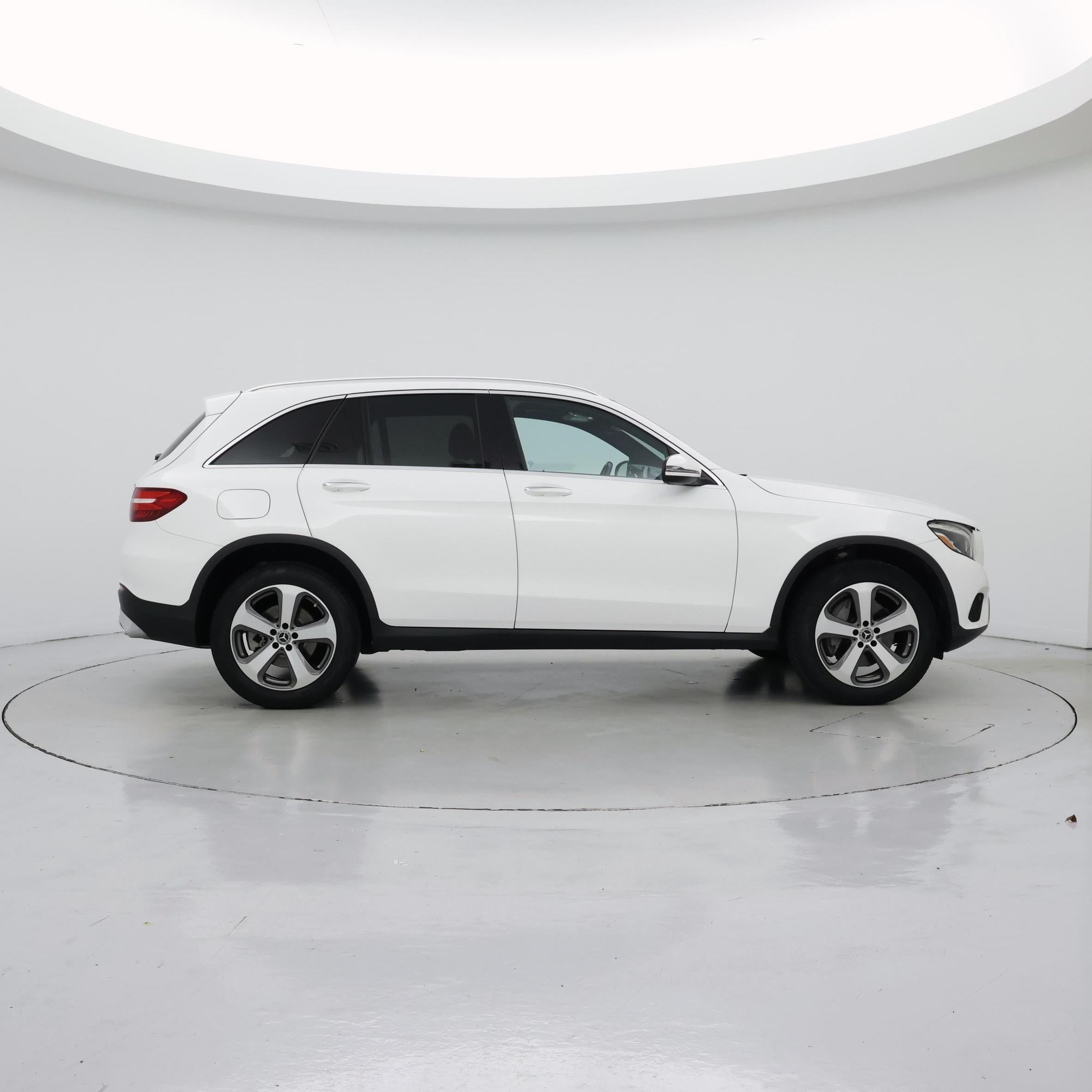 Thumbnail: 2019 Mercedes-Benz GLC - 7