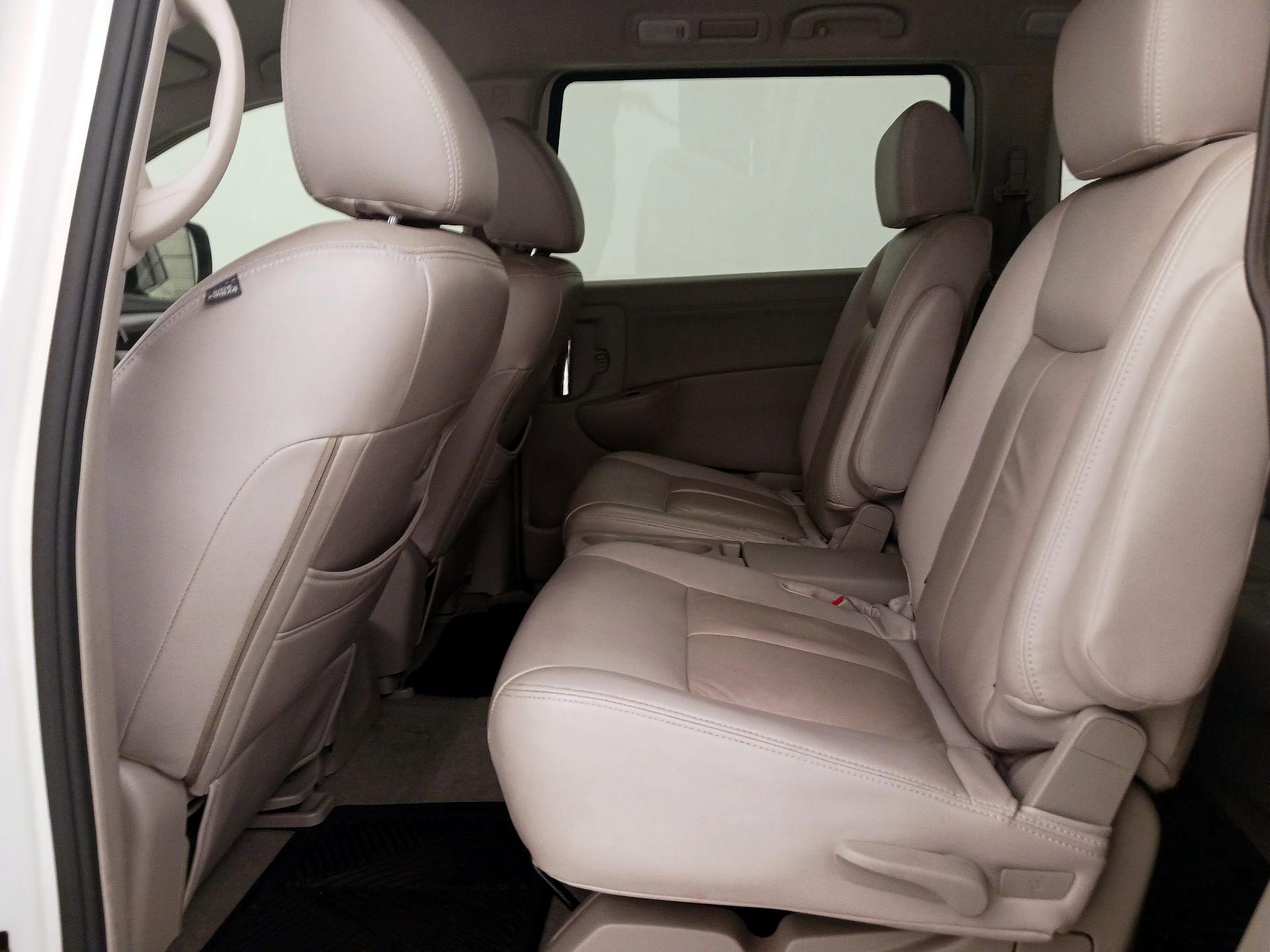 Thumbnail: 2015 Nissan Quest - 19