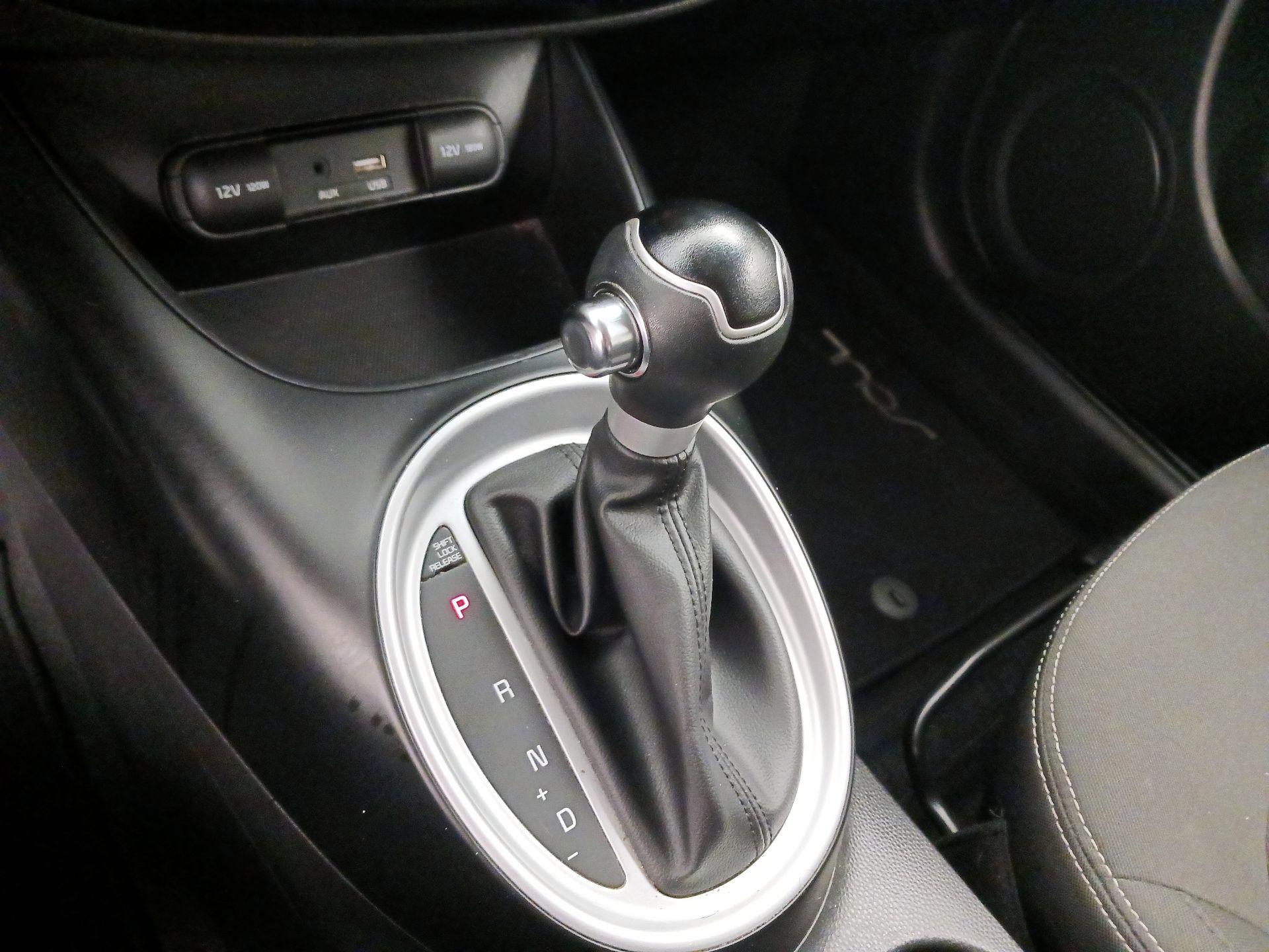 Thumbnail: 2019 Kia Soul - 17