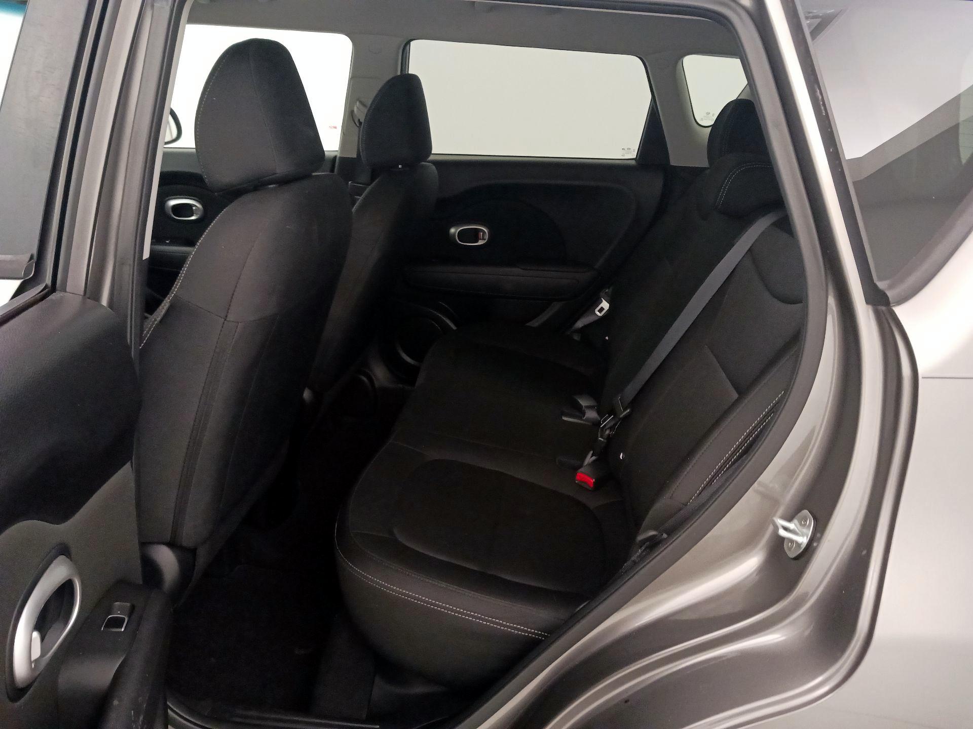 Thumbnail: 2019 Kia Soul - 19