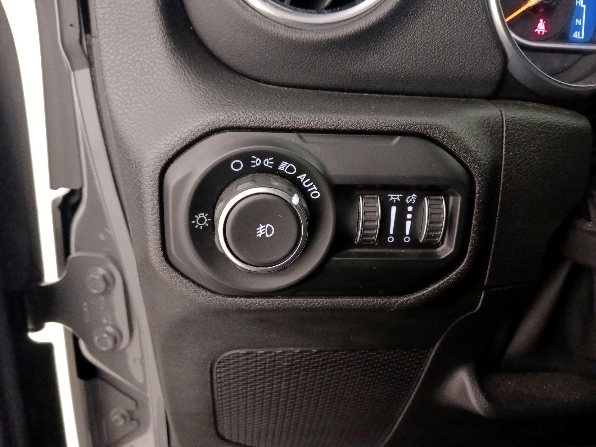 Thumbnail: 2020 Jeep Wrangler - 13